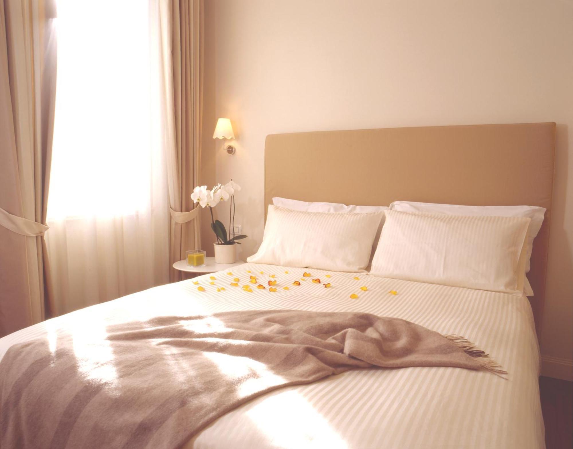 Top Floor Grand Suite
