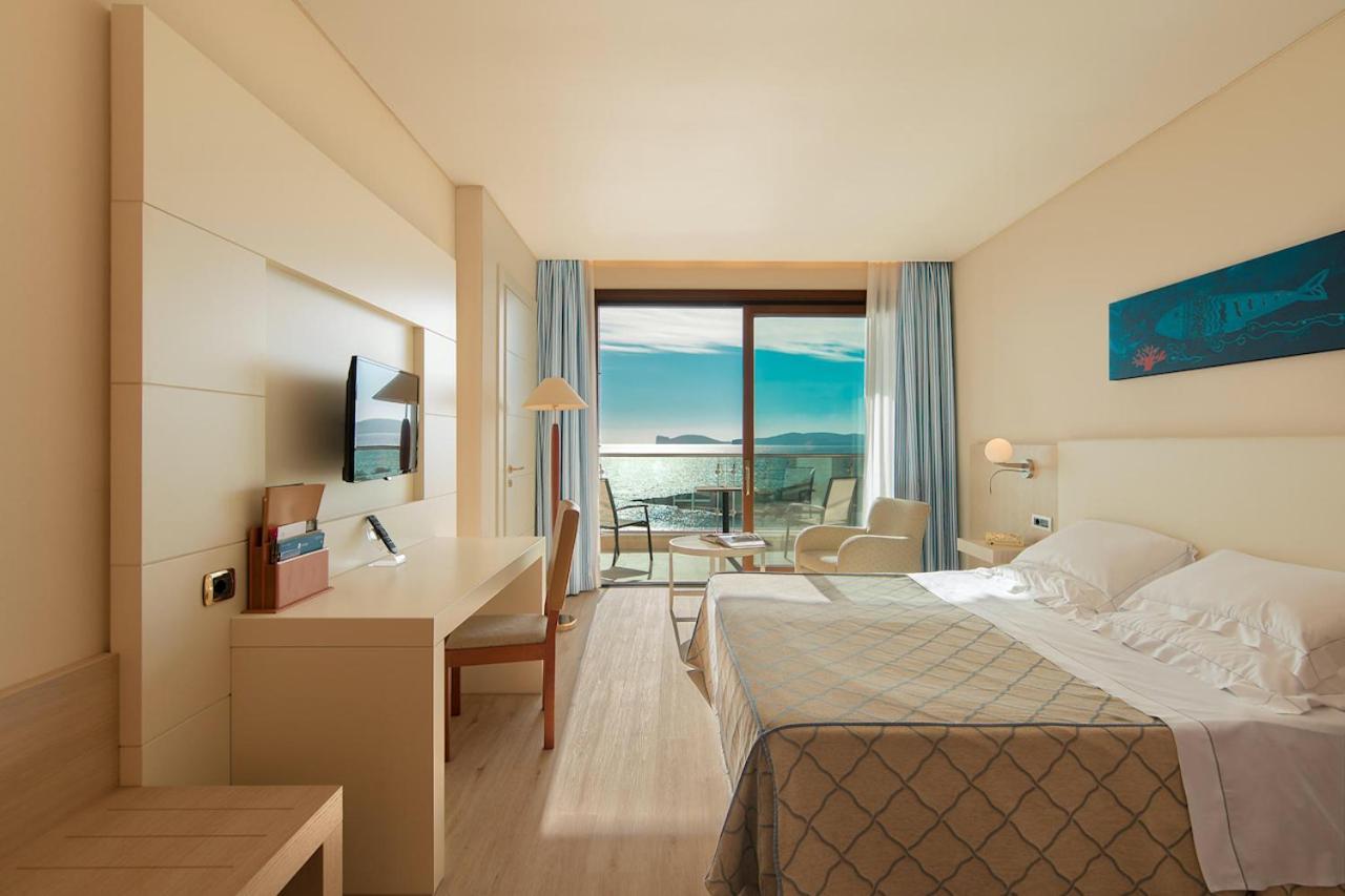 Deluxe Tweepersoonskamer met Balkon en Volledig Uitzicht op Zee