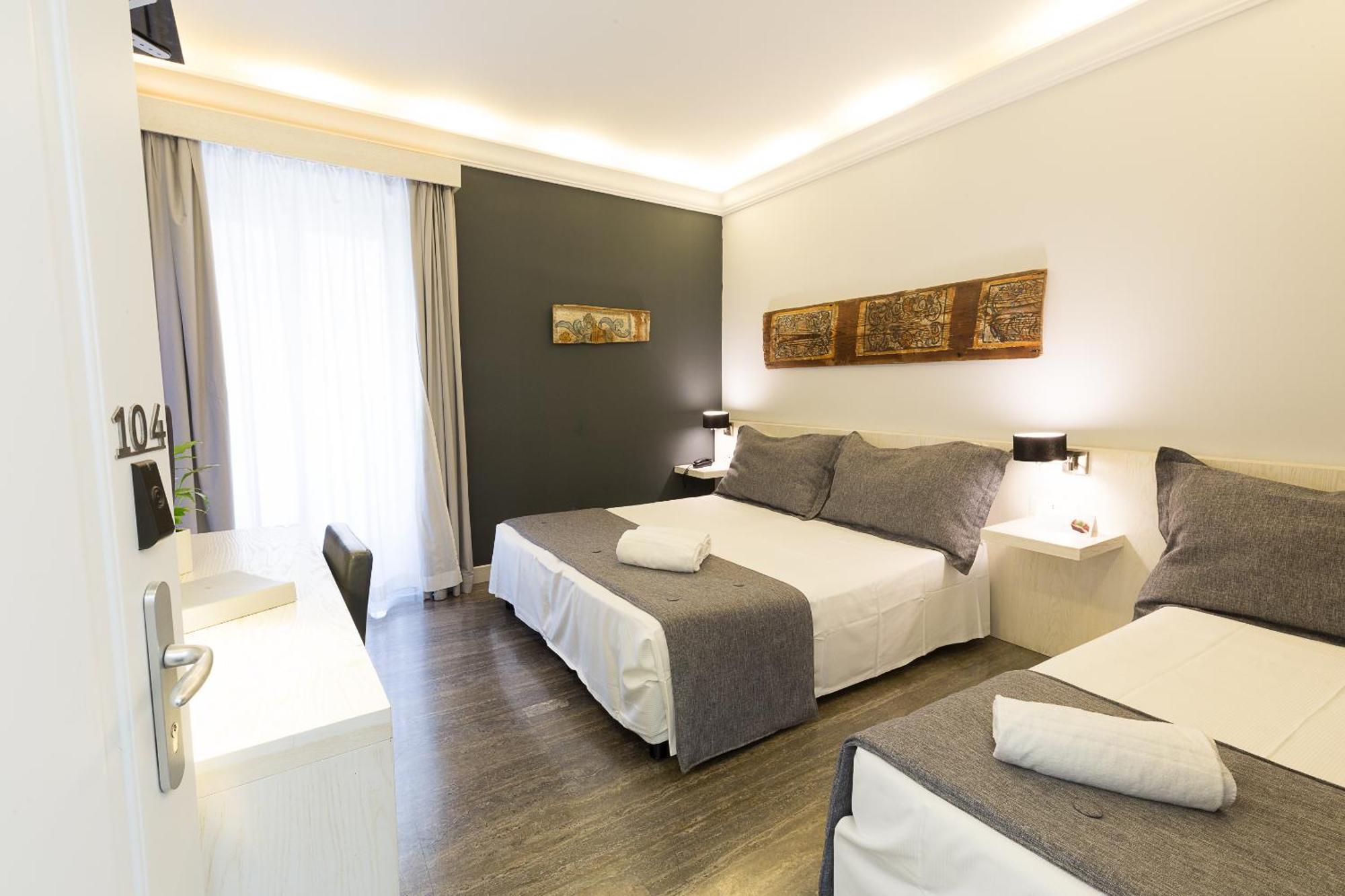 Classic Triple Room,1536930322:JPEG