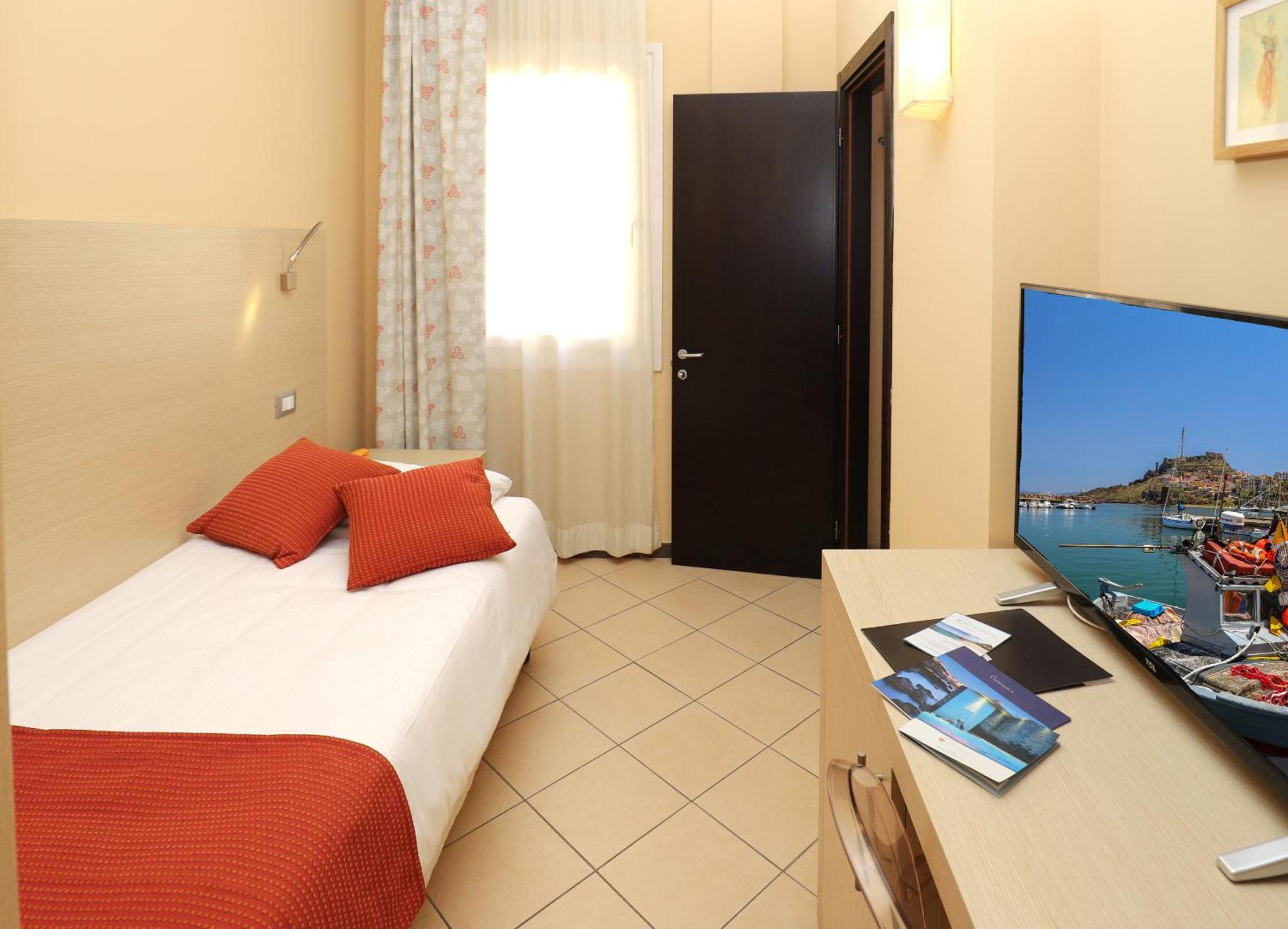 Standard Single Room