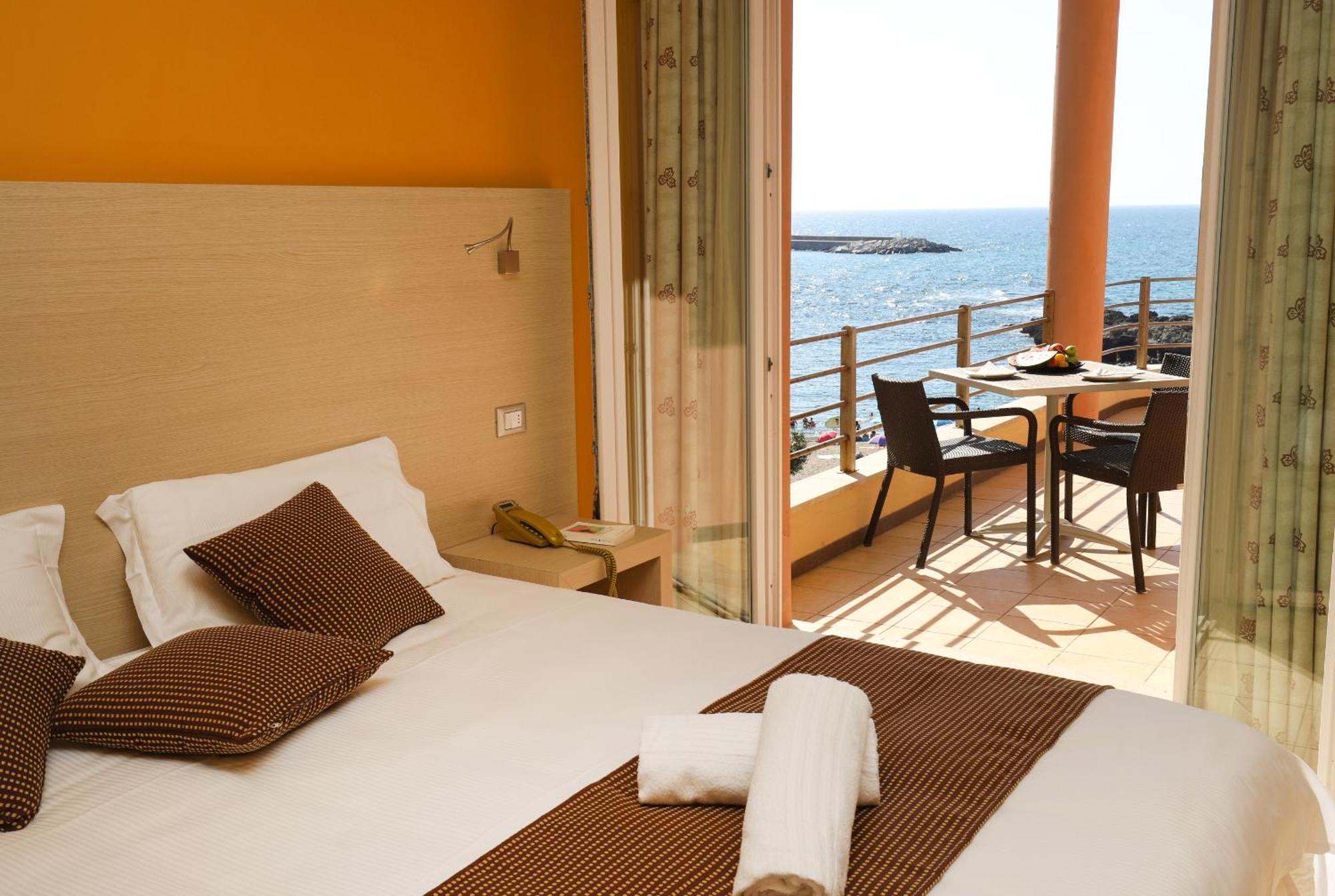 Double Room Balcony Sea View