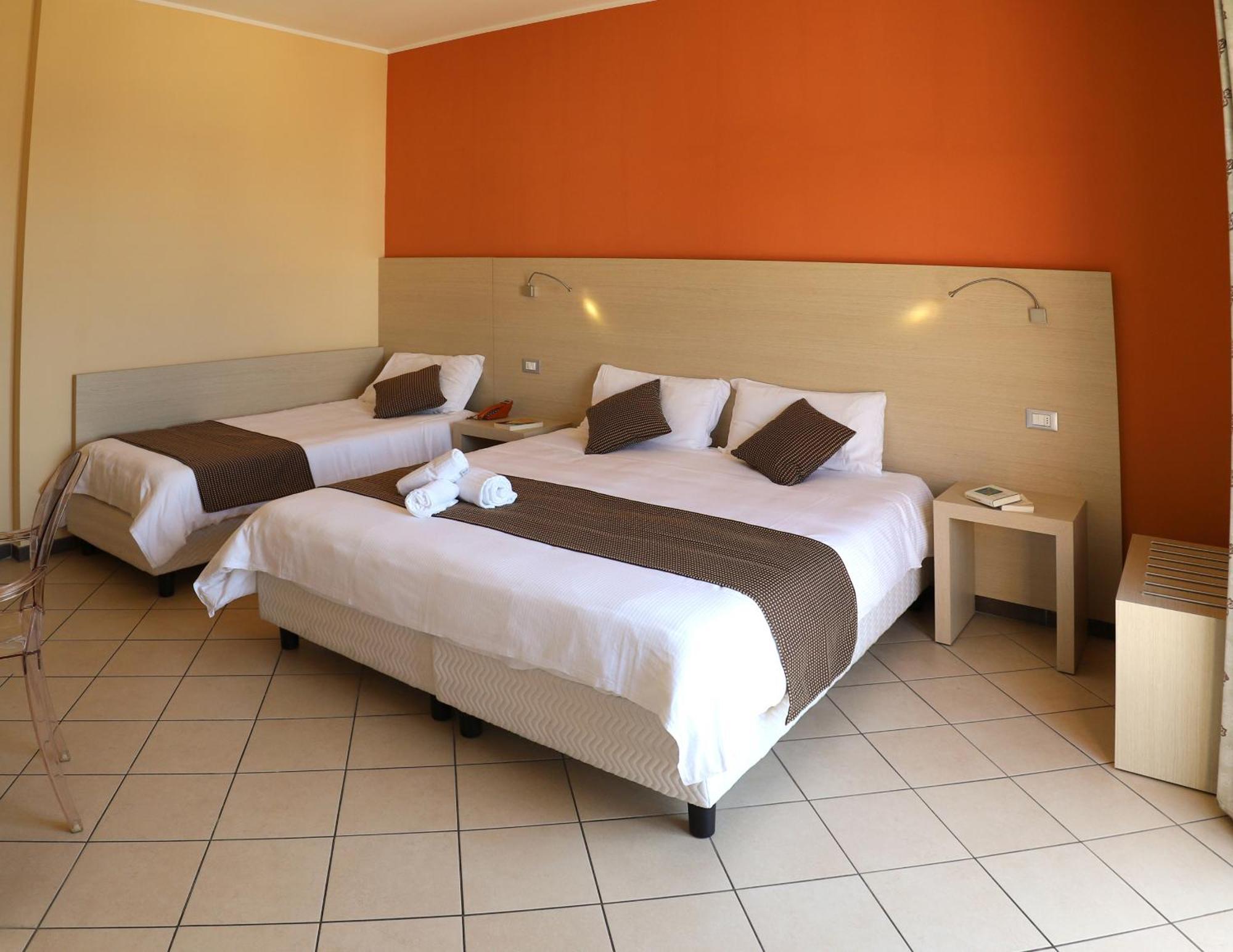 Triple Room Balcony Sea View
