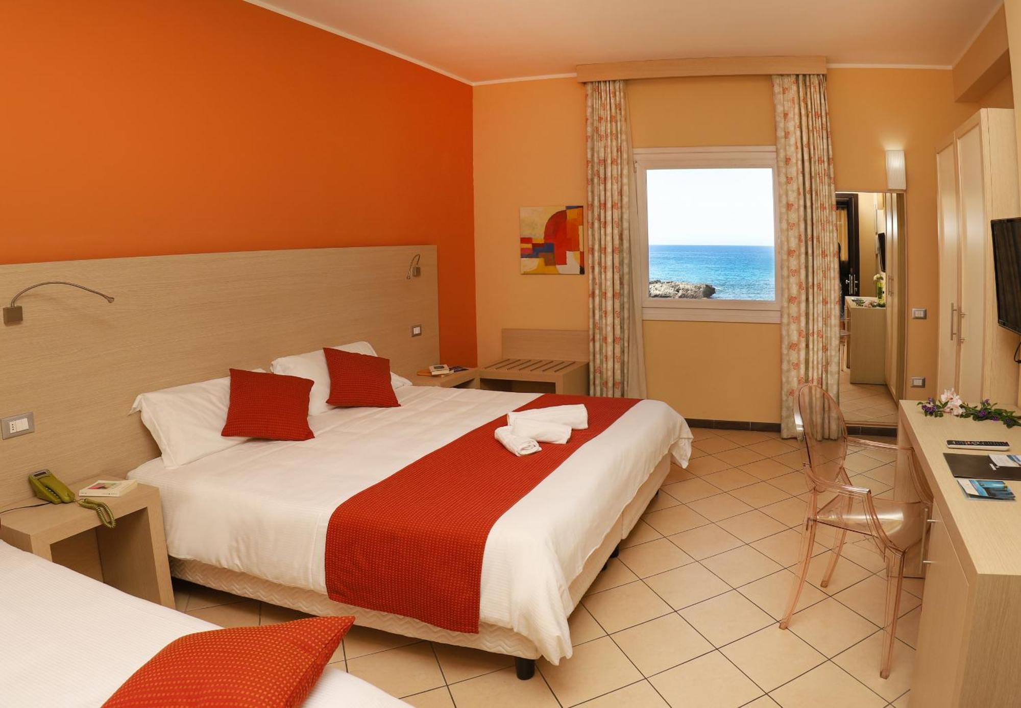 Classic Triple Room