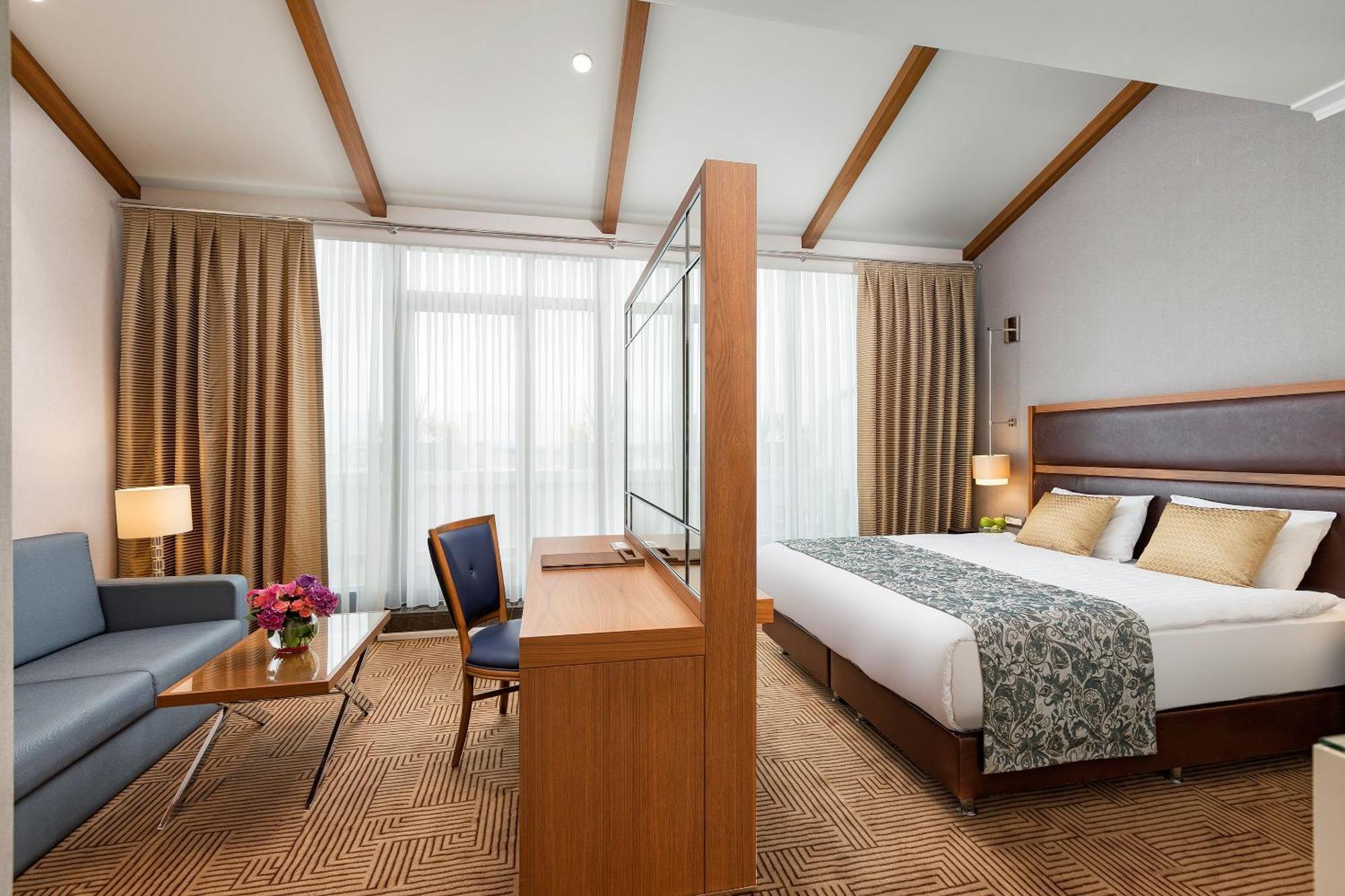 Executive Double Room Balcony