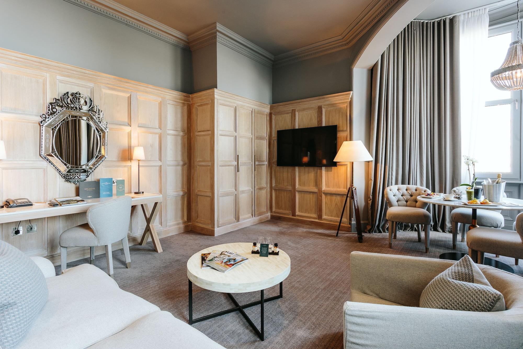 Feature Twin or Double Room City View
