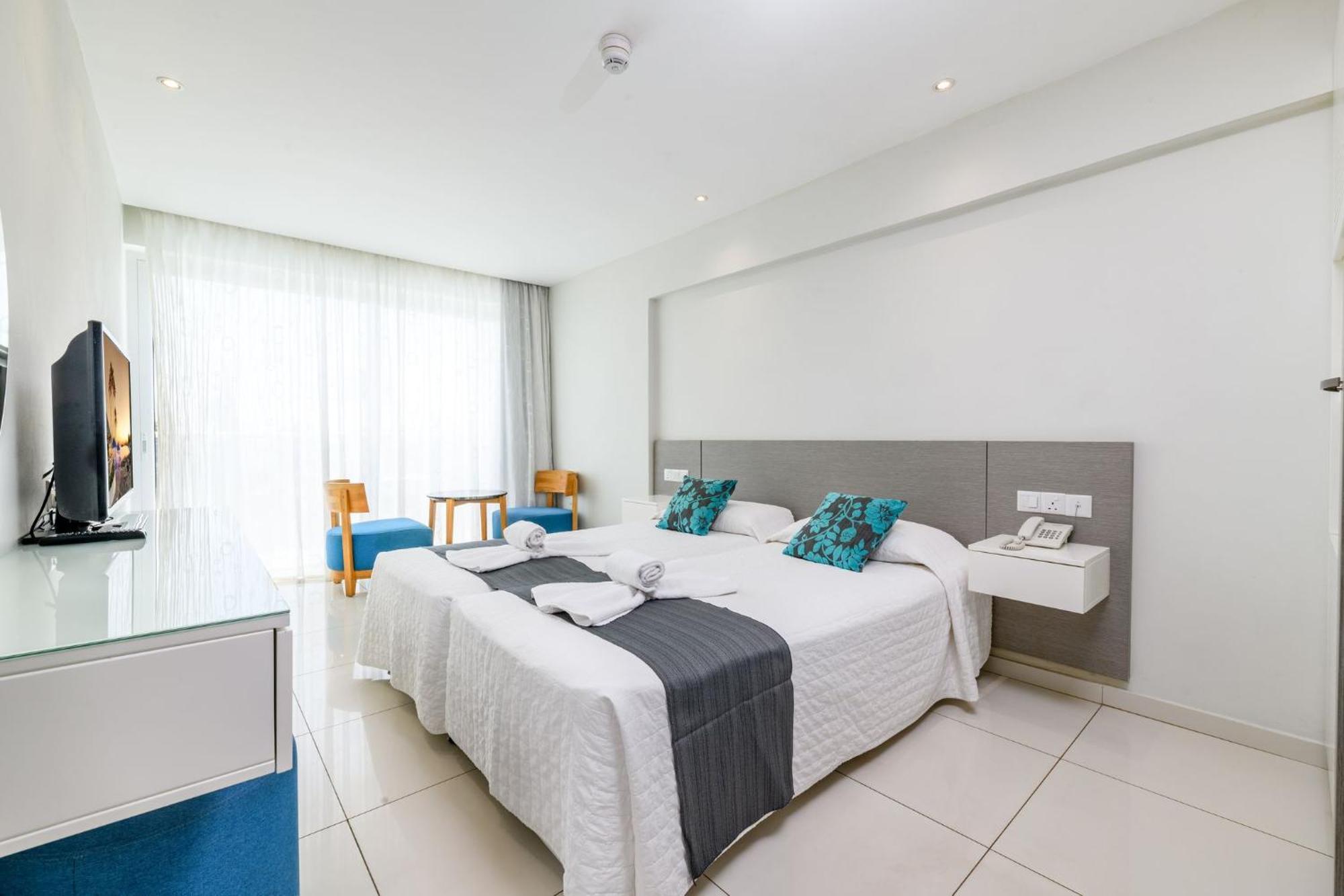 Standaard Tweepersoonskamer met 1 Tweepersoonsbed of 2 Aparte Bedden en Uitzicht op het Binnenland
