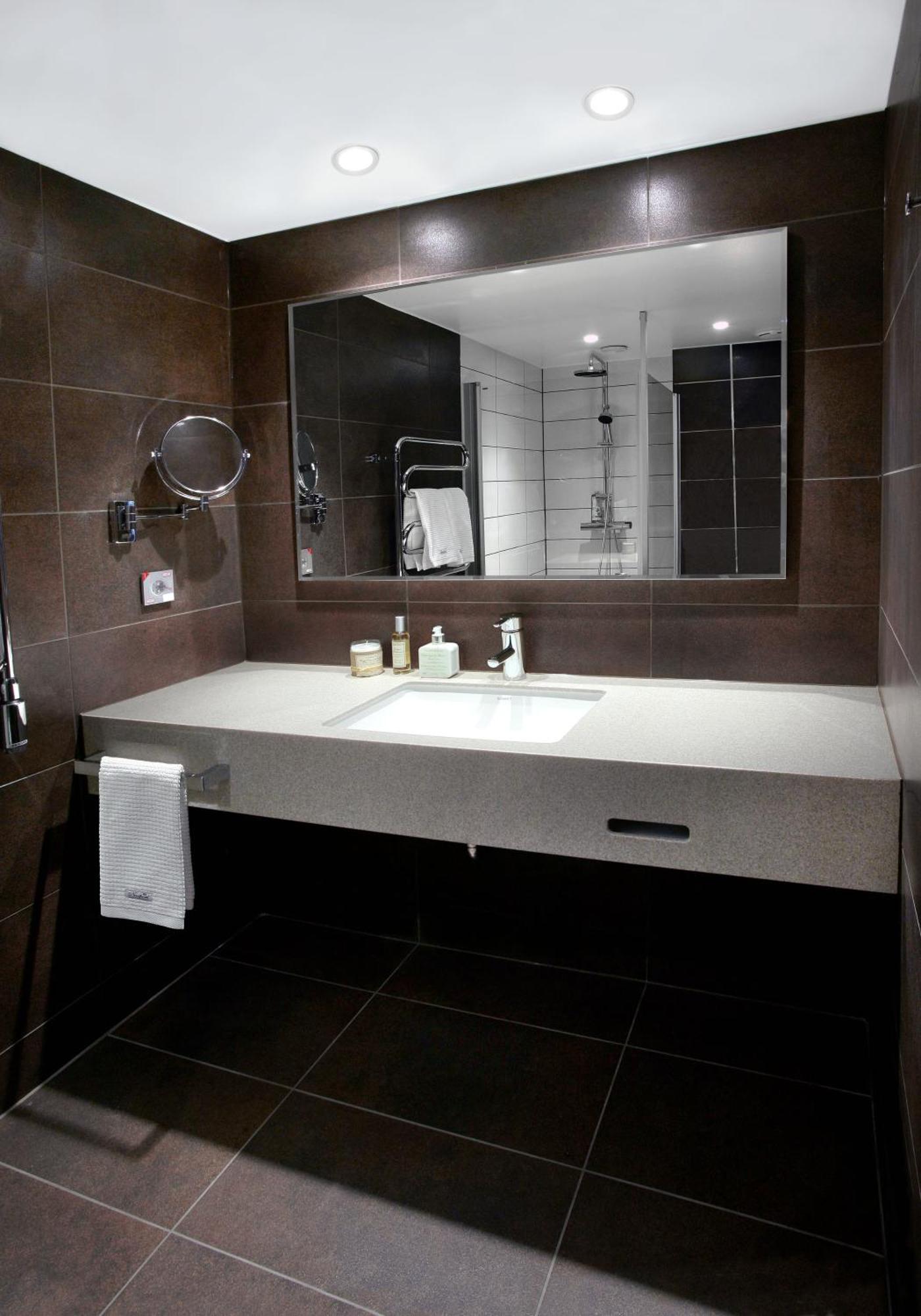 Compact Double Room