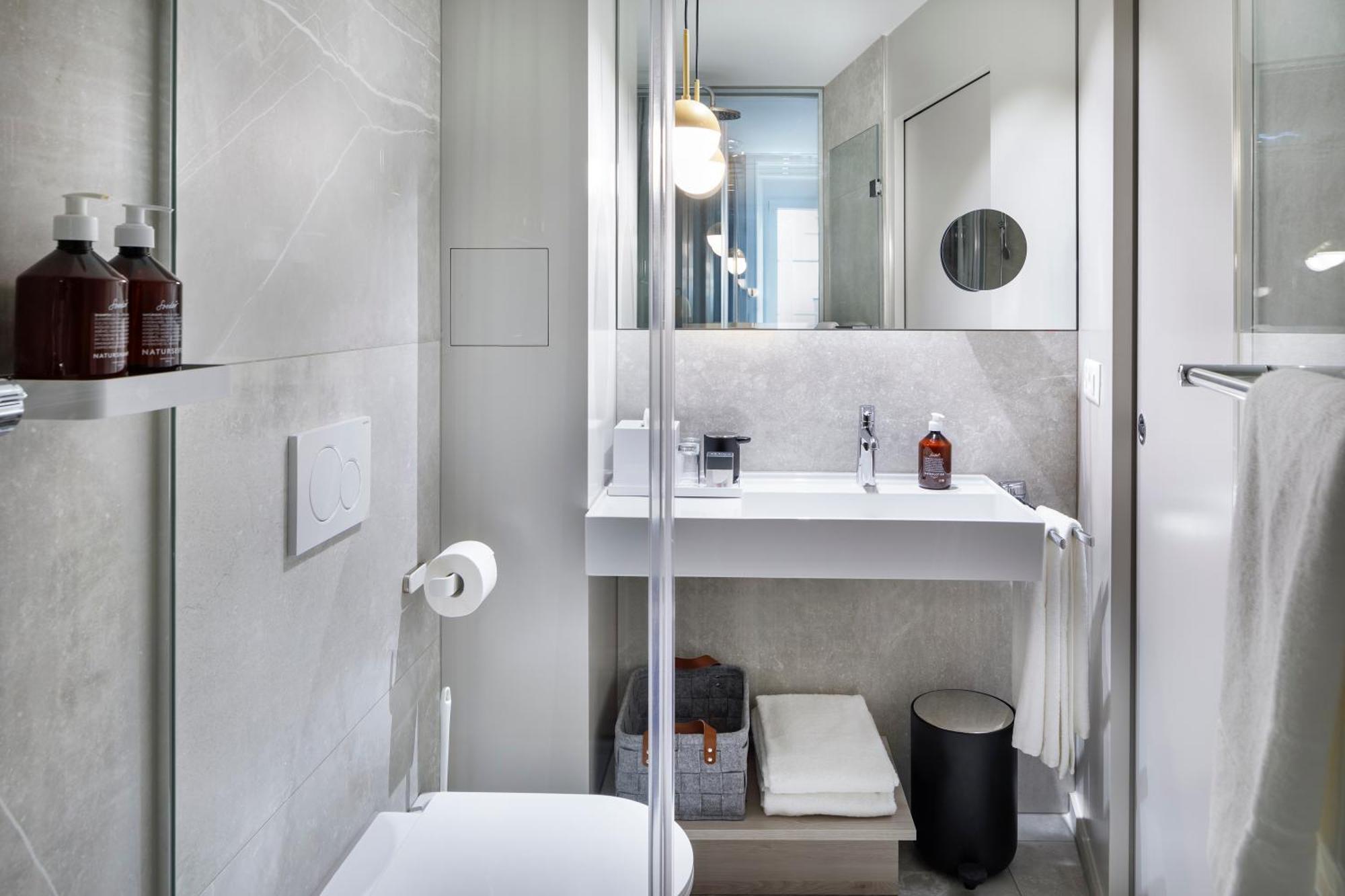 Standard Single Room