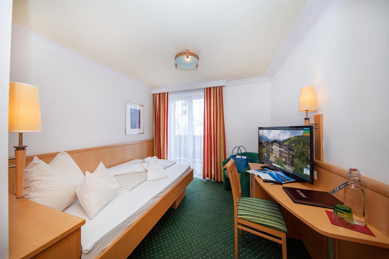 Economy Single Room