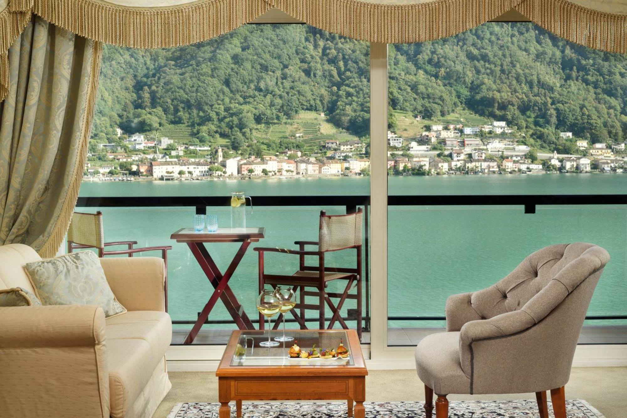Deluxe Double Room Lake View Balcony