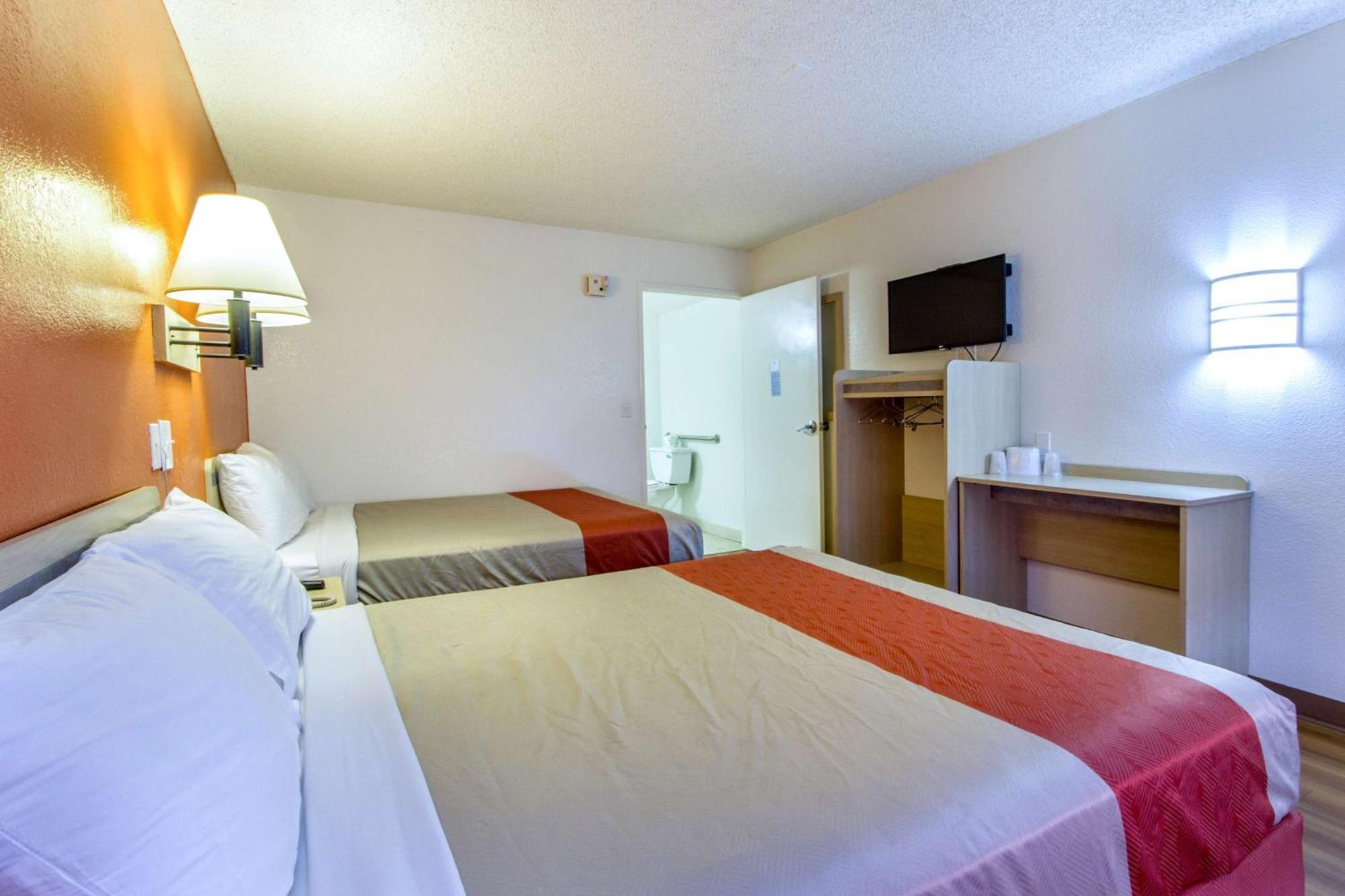 Queen Room Two Queen Beds Disability Access
