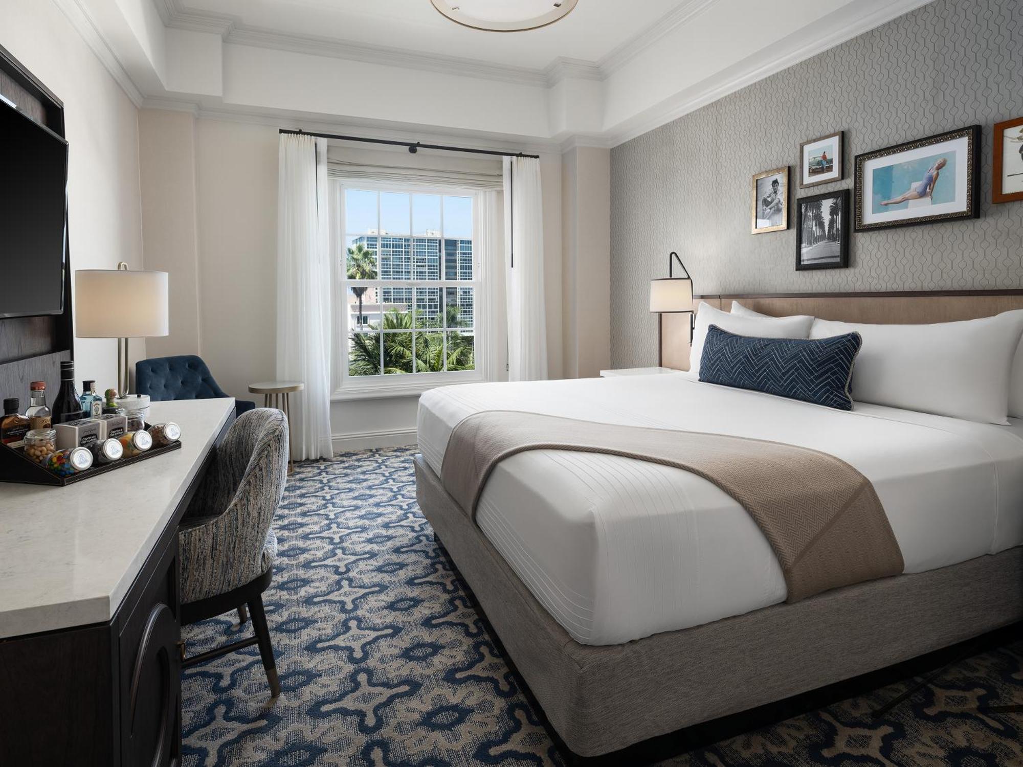 Standard King Room