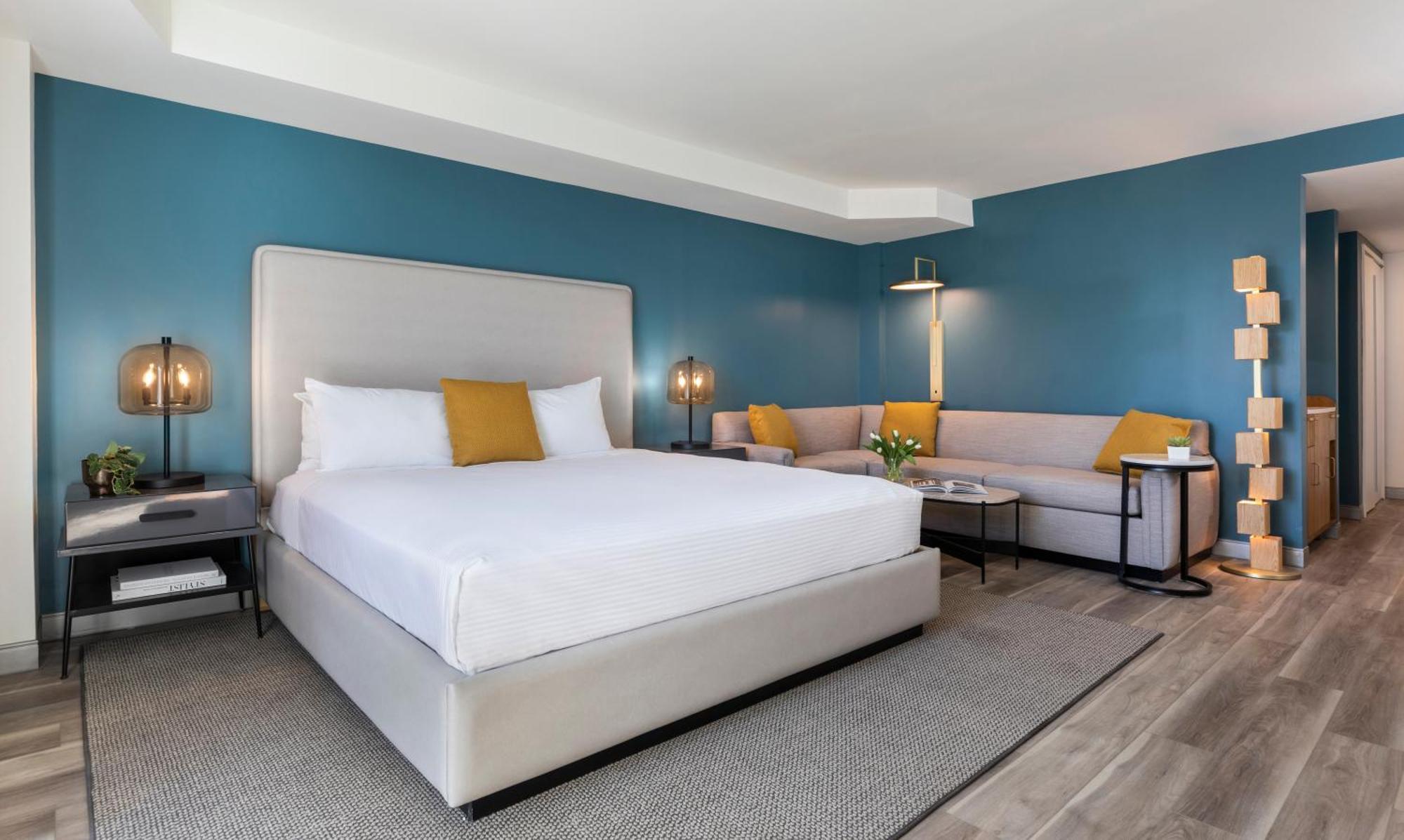 King Studio Suite Balcony