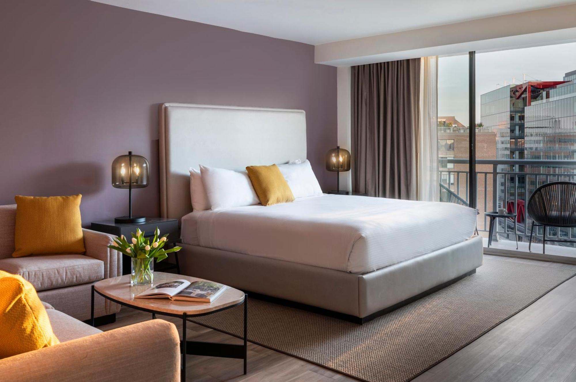 King Studio Suite Balcony