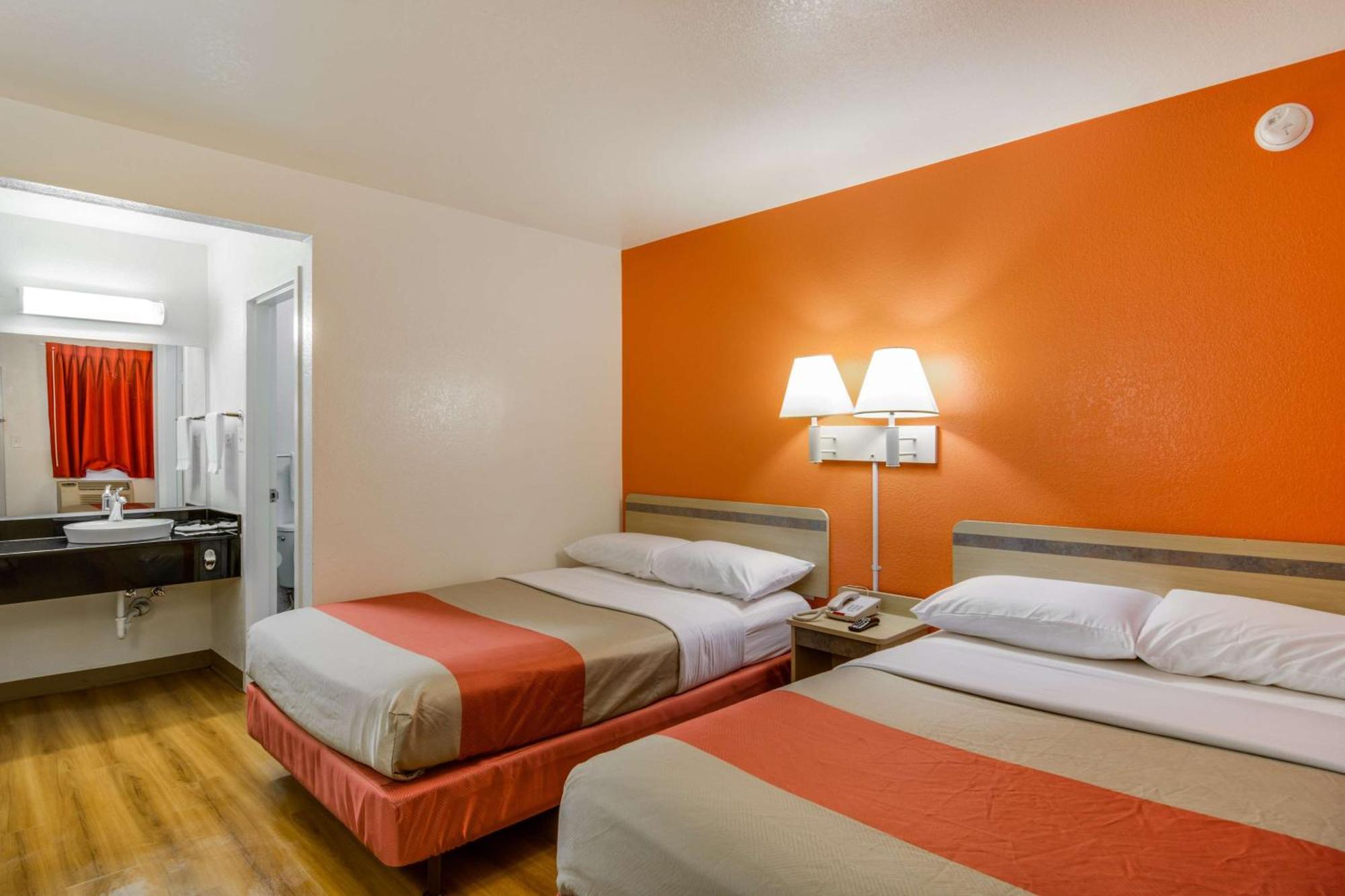 Quadruple Room Non-Smoking