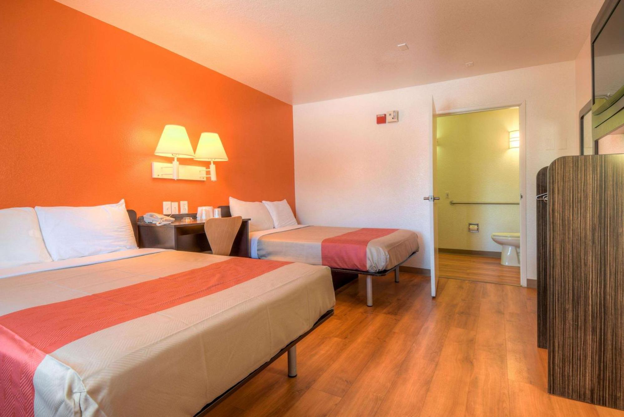 Quadruple Room Disability Access Non-Smoking