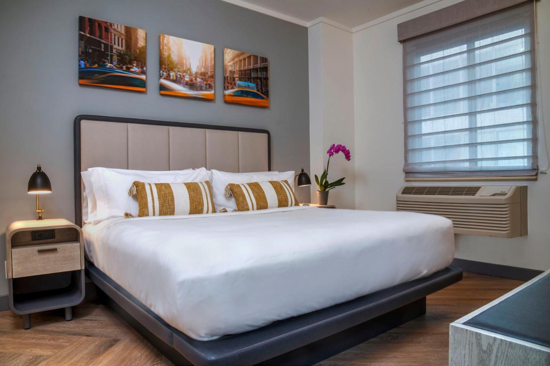 Premier King Room ADA
