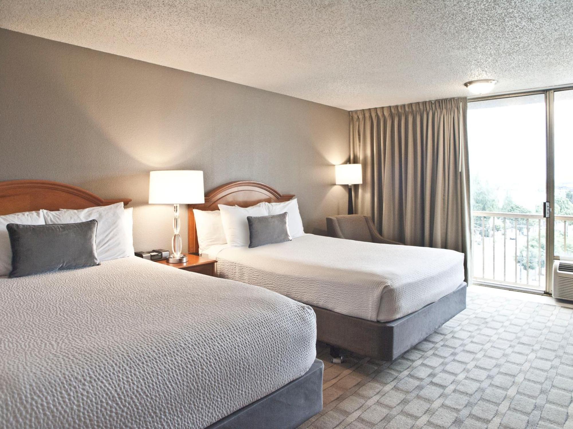 Queen Room Two Queen Beds