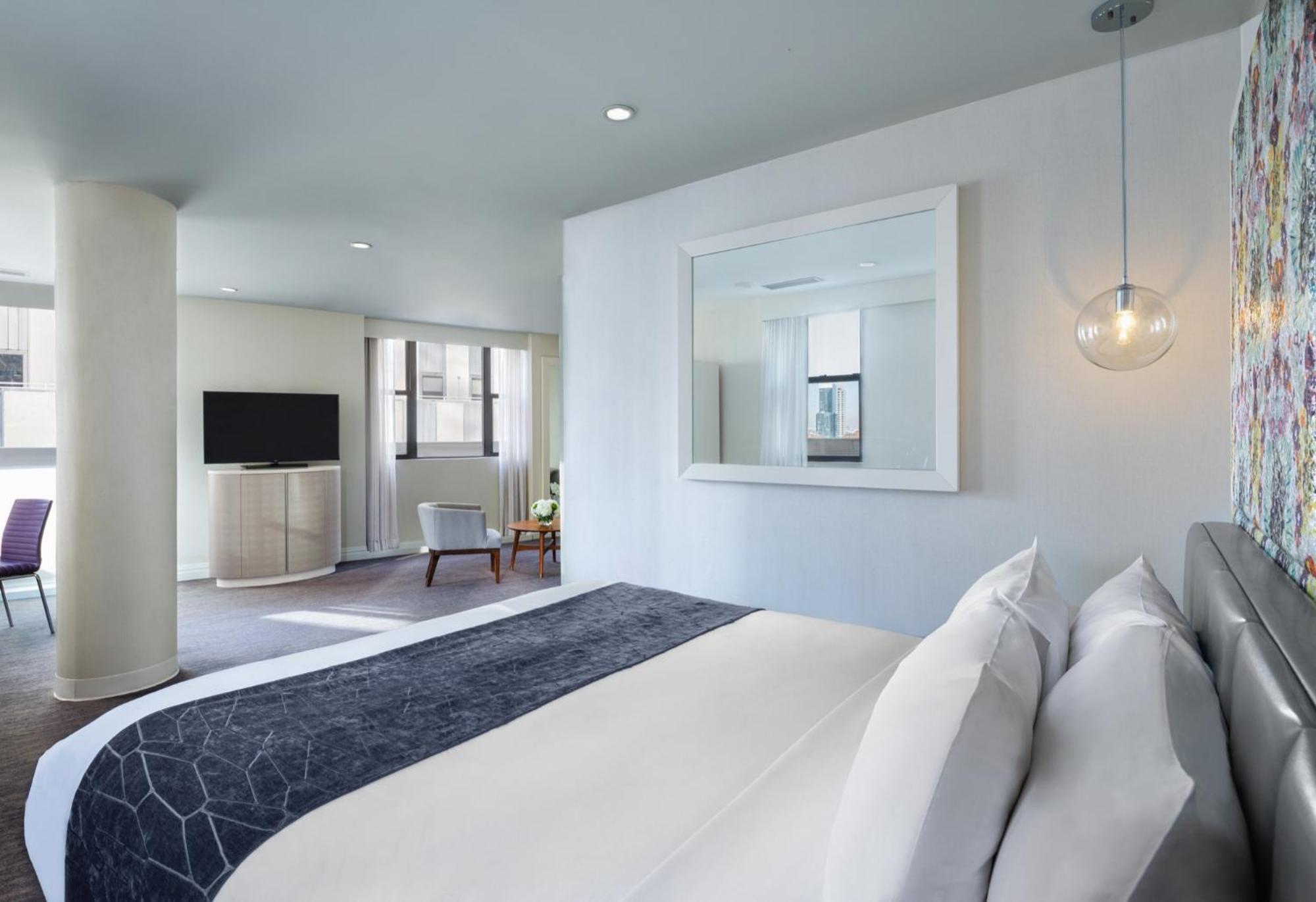 King Studio Suite Gold