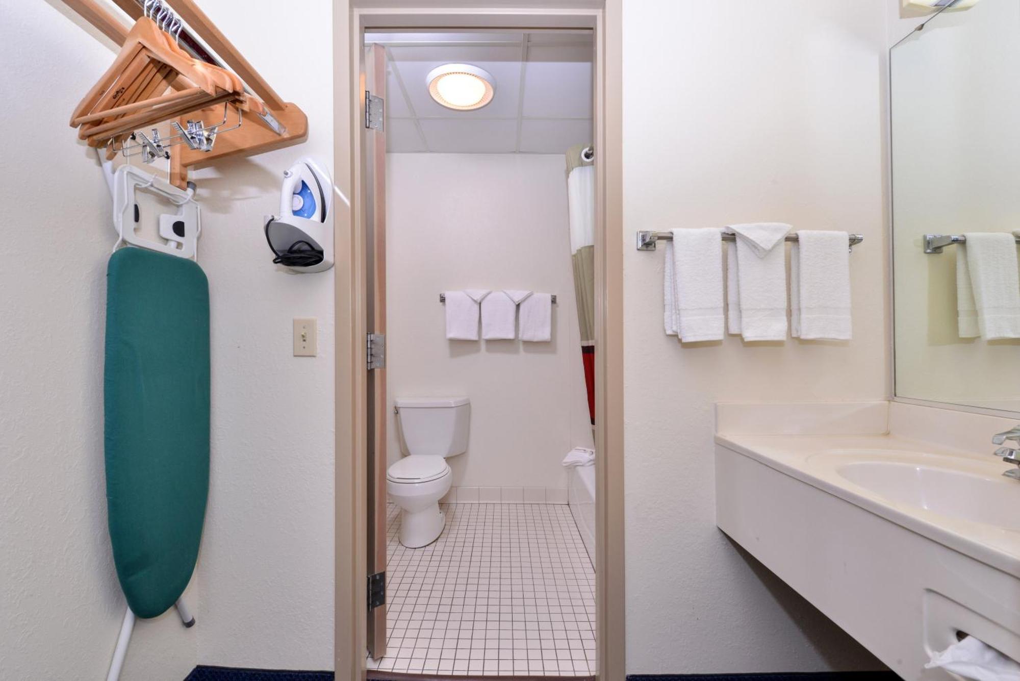 Double Room Two Double Beds Non-Smoking