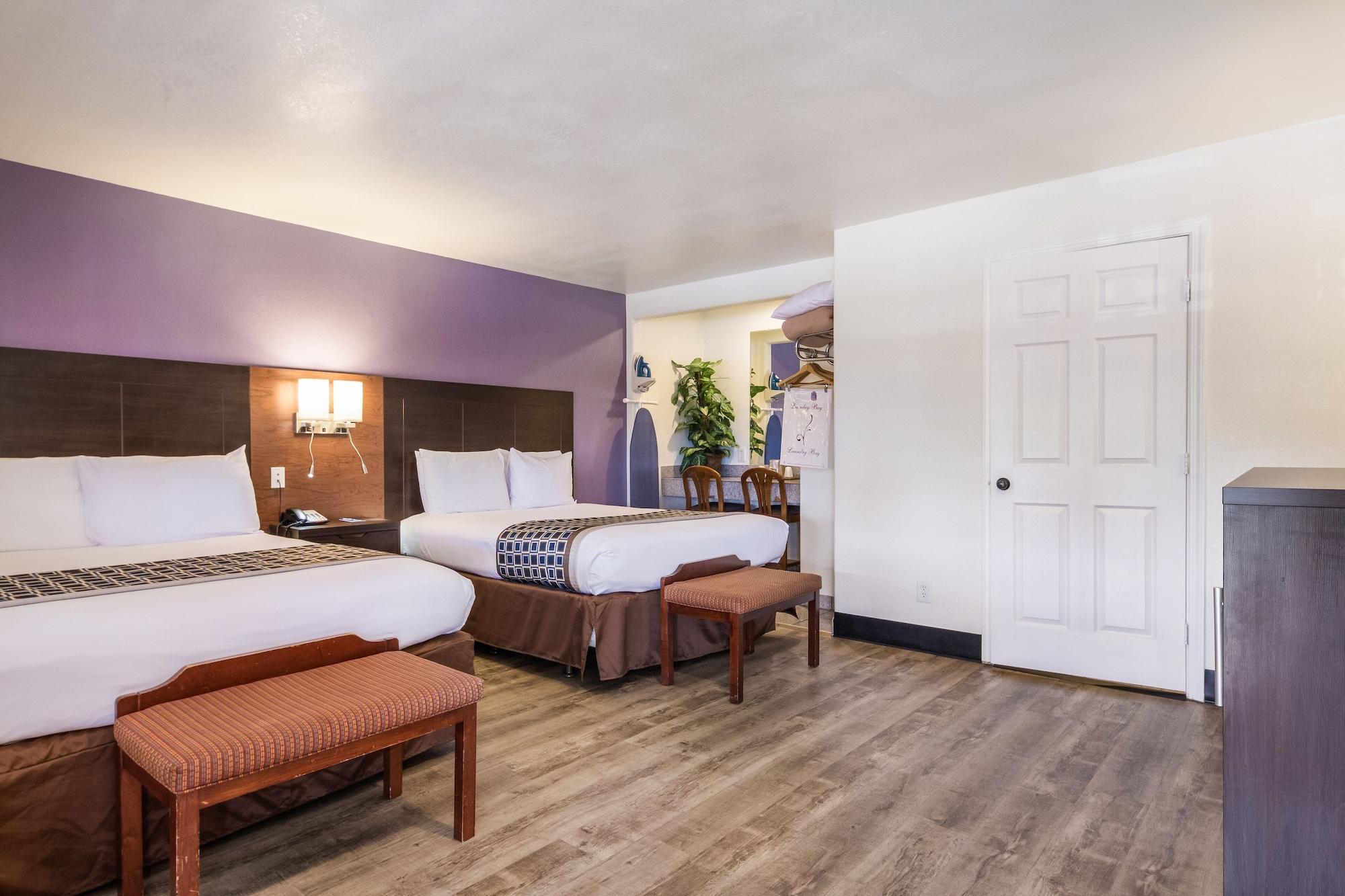 Standard Queen Room Two Queen Beds Non-Smoking