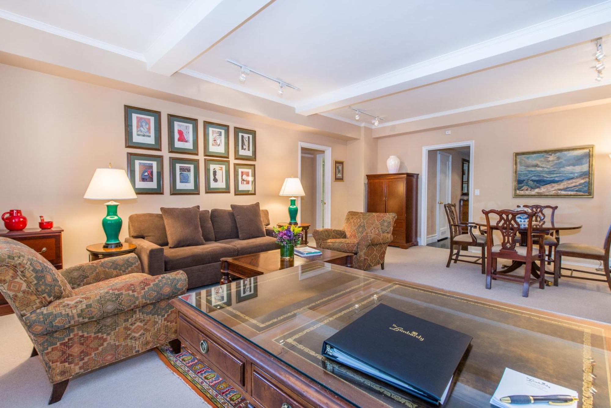 One-Bedroom Suite Two Queen Beds