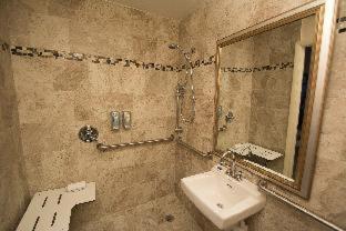 Queen Room Disability Access