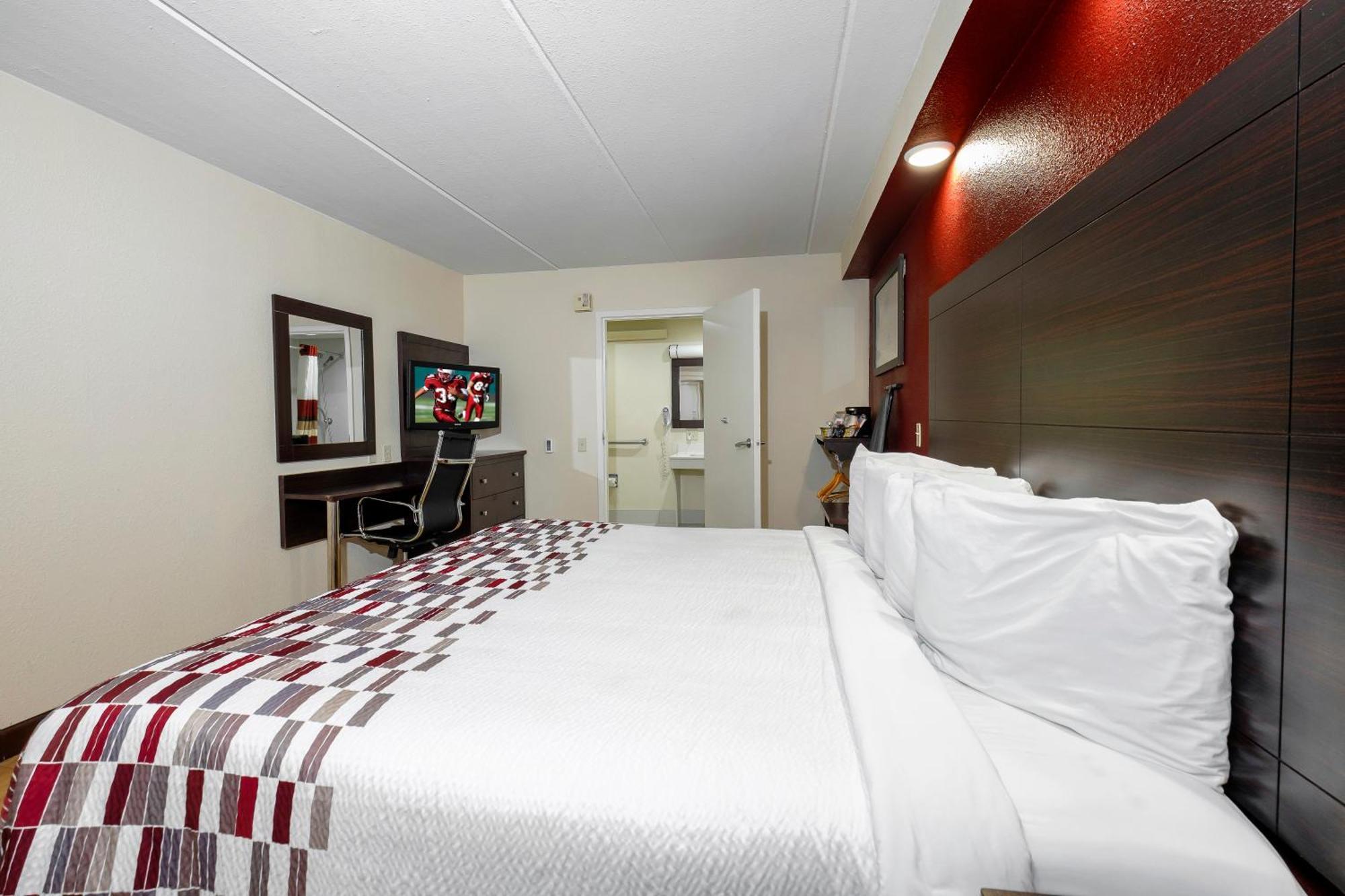 Standard King Room Disability Access Non-Smoking