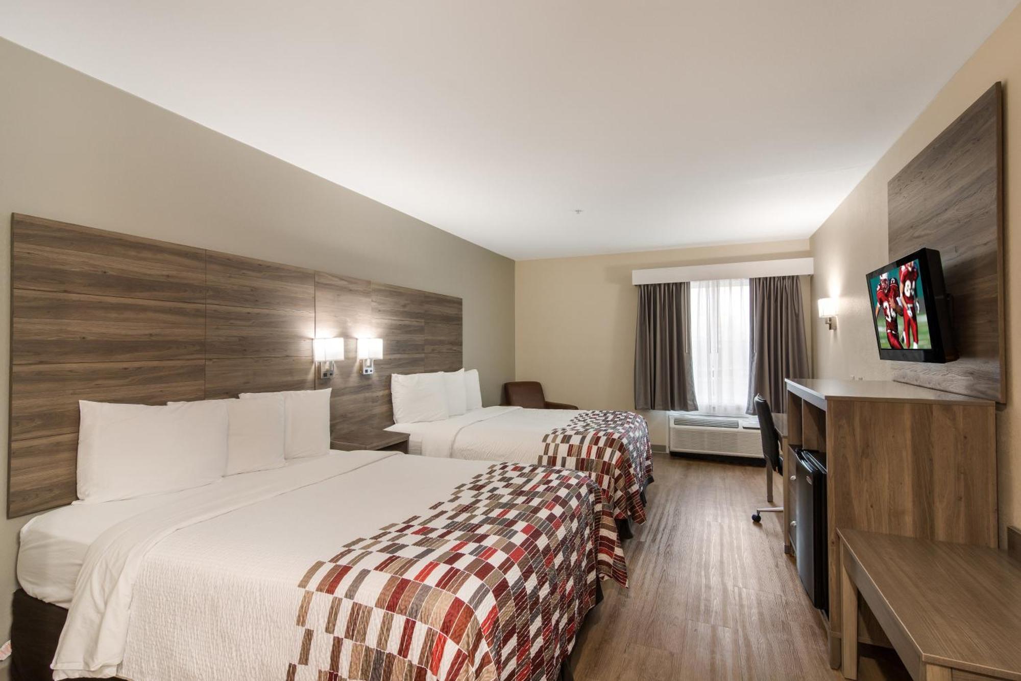 Deluxe Queen Room Two Queen Beds Non-Smoking
