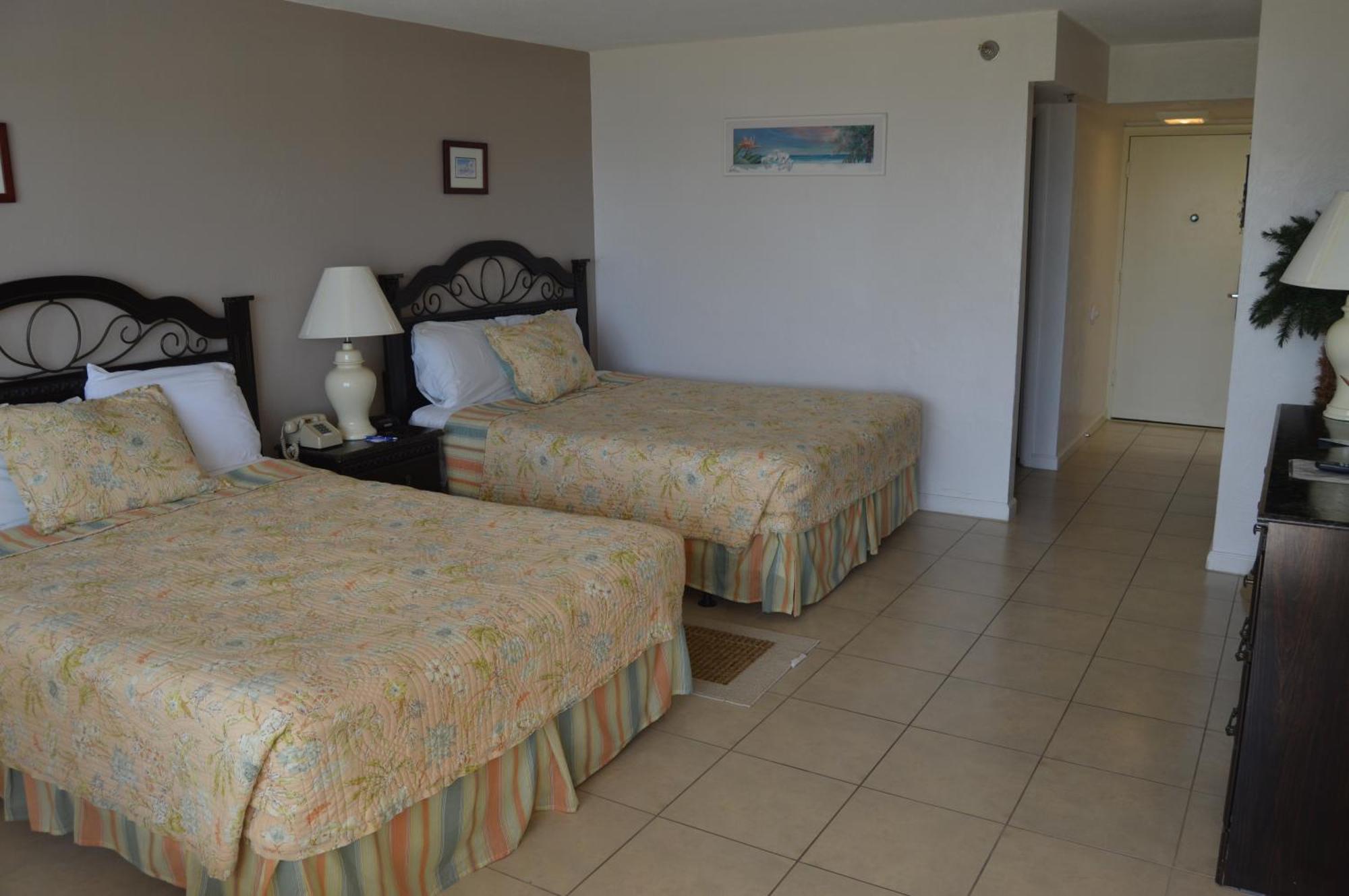 Queen Room Two Queen Beds Ocean View
