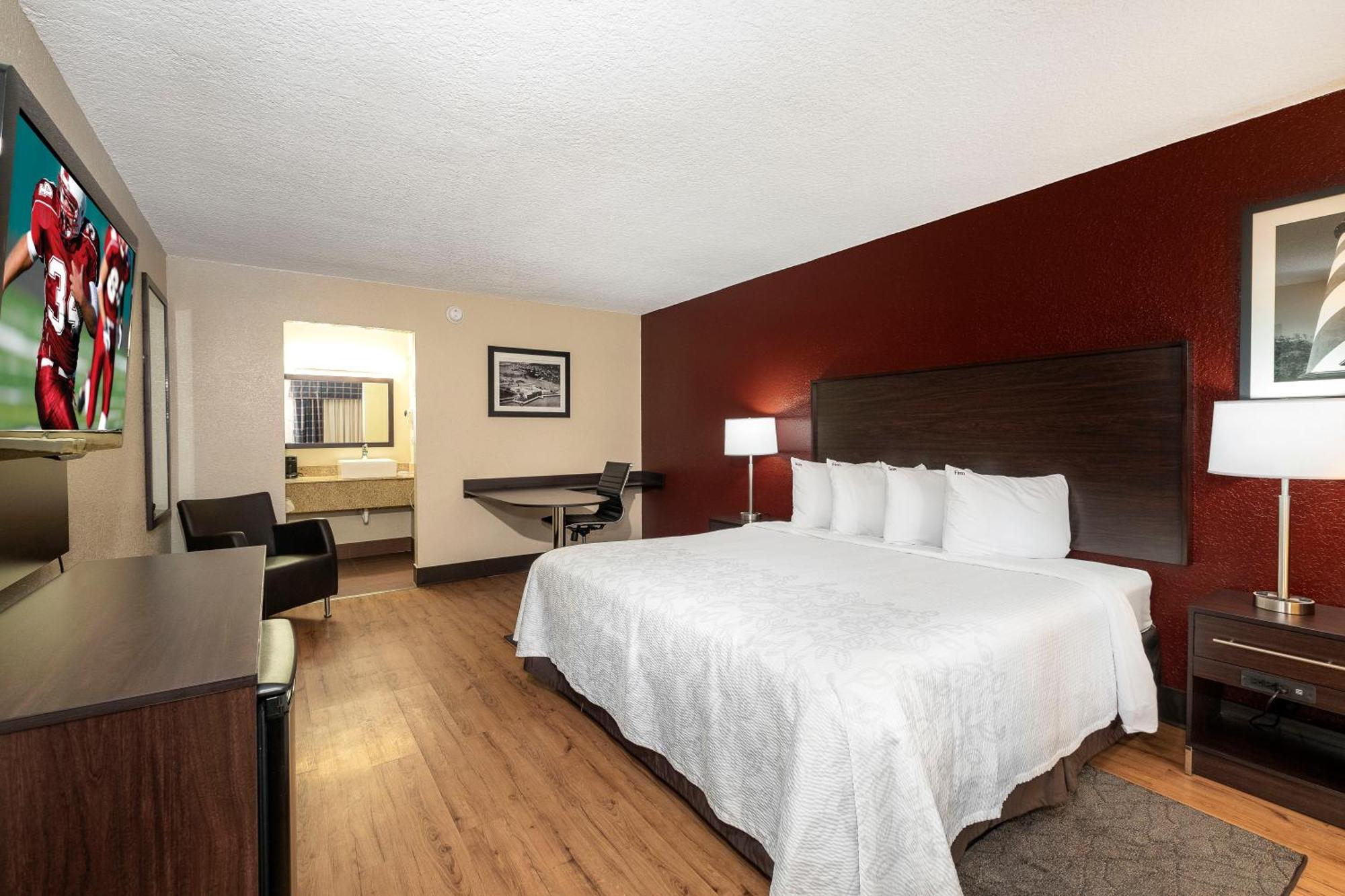 Superior King Room Smoke Free