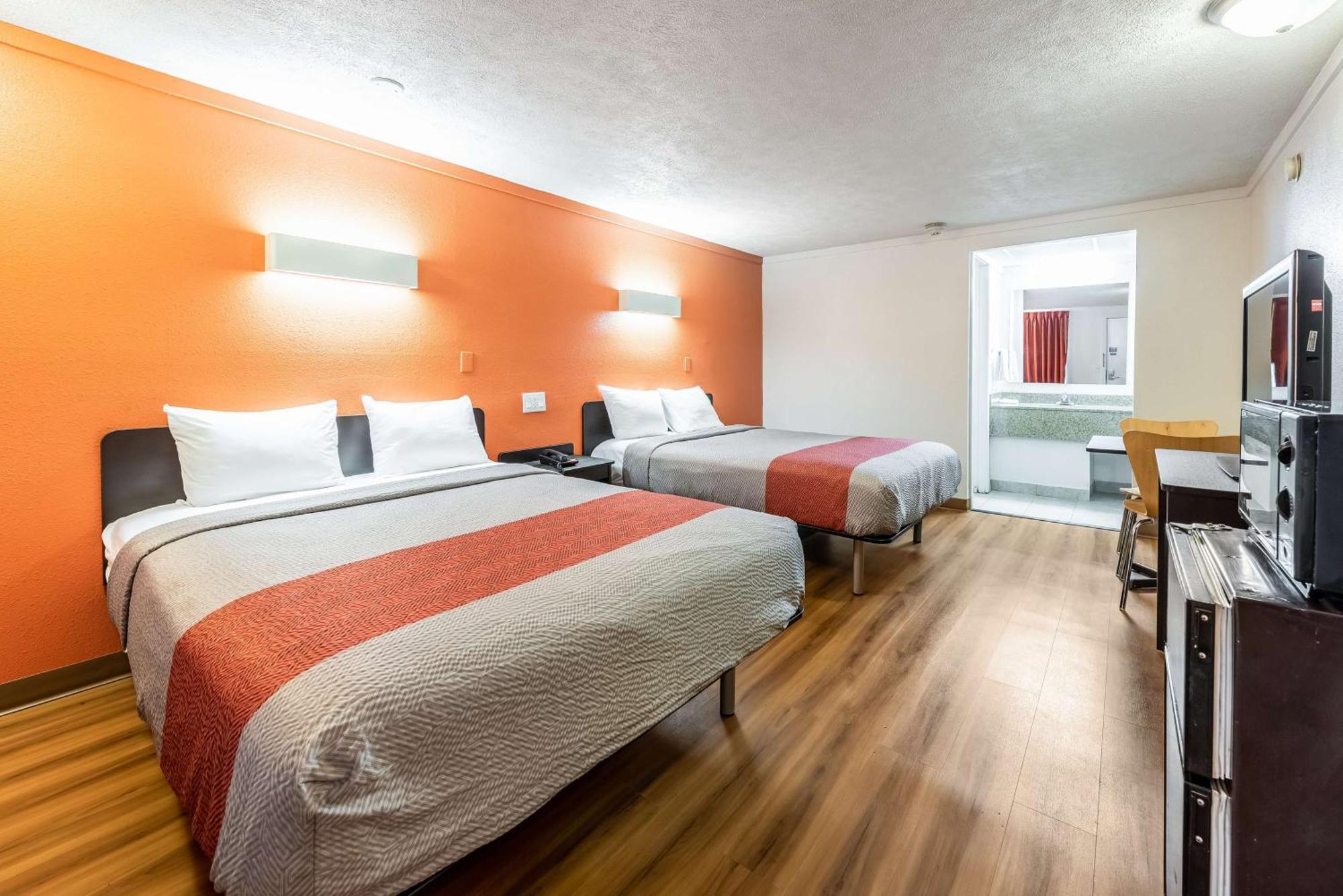 Quadruple Room Non-Smoking