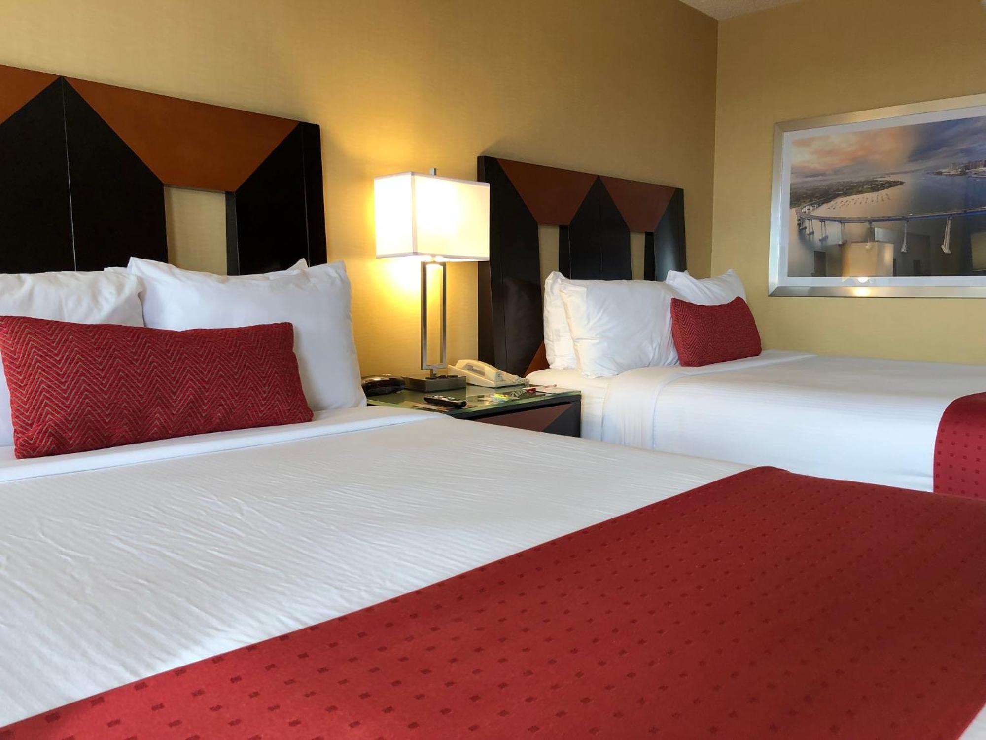 Bayview 2 Double Beds Non-Smoking Lower Floor