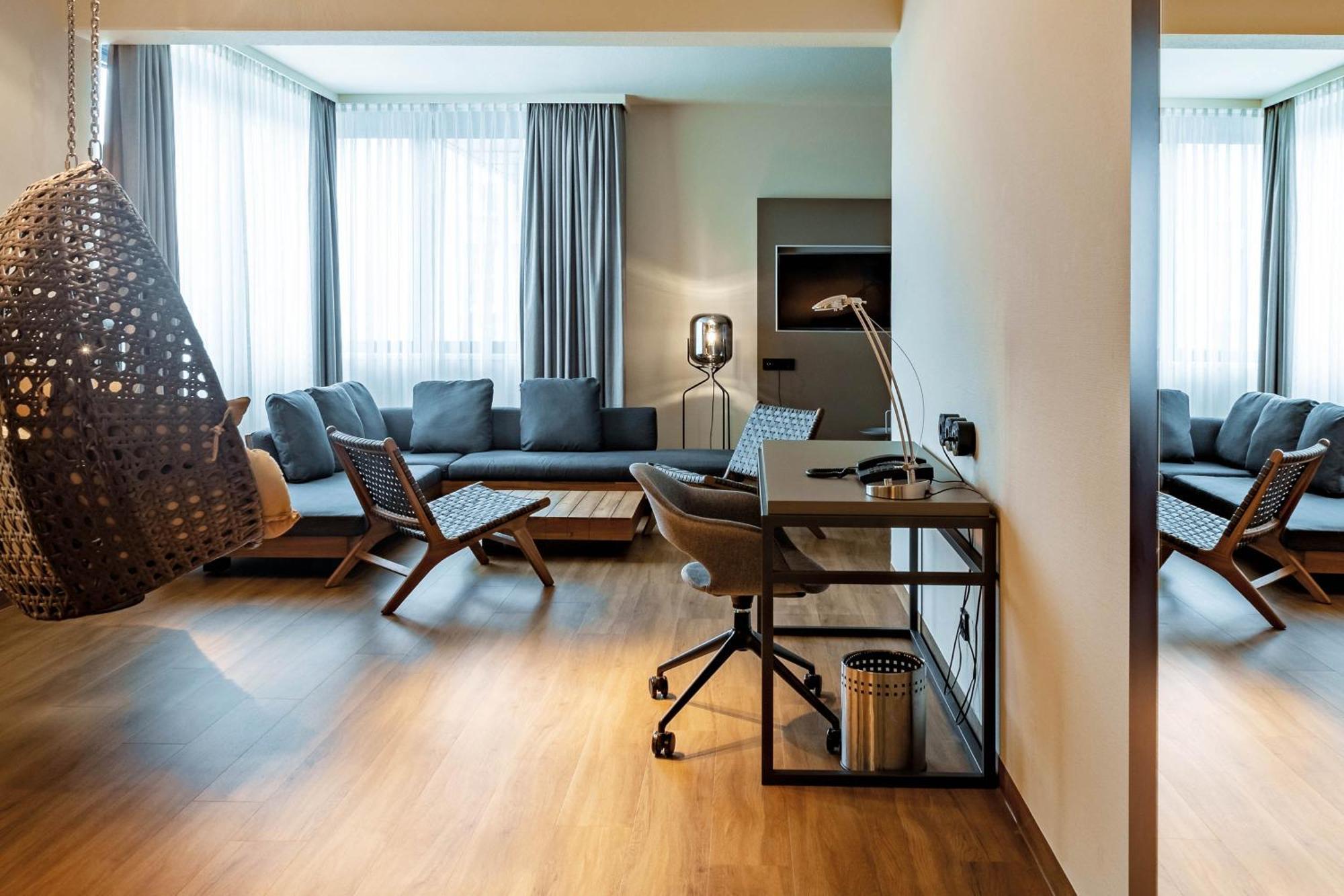 Suite