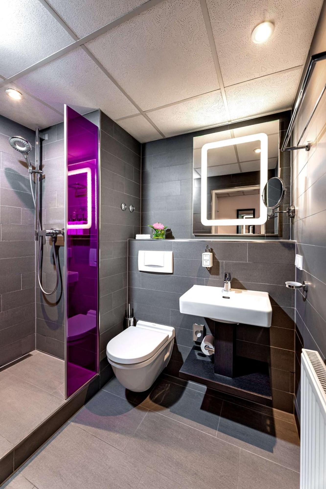 Small Single Room