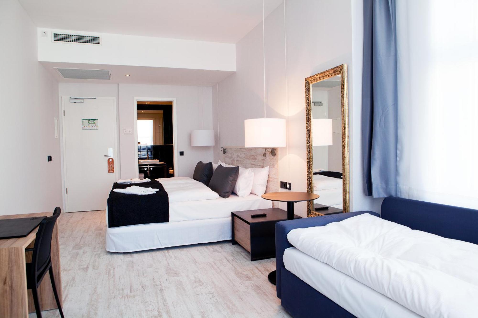 Superior Triple Room
