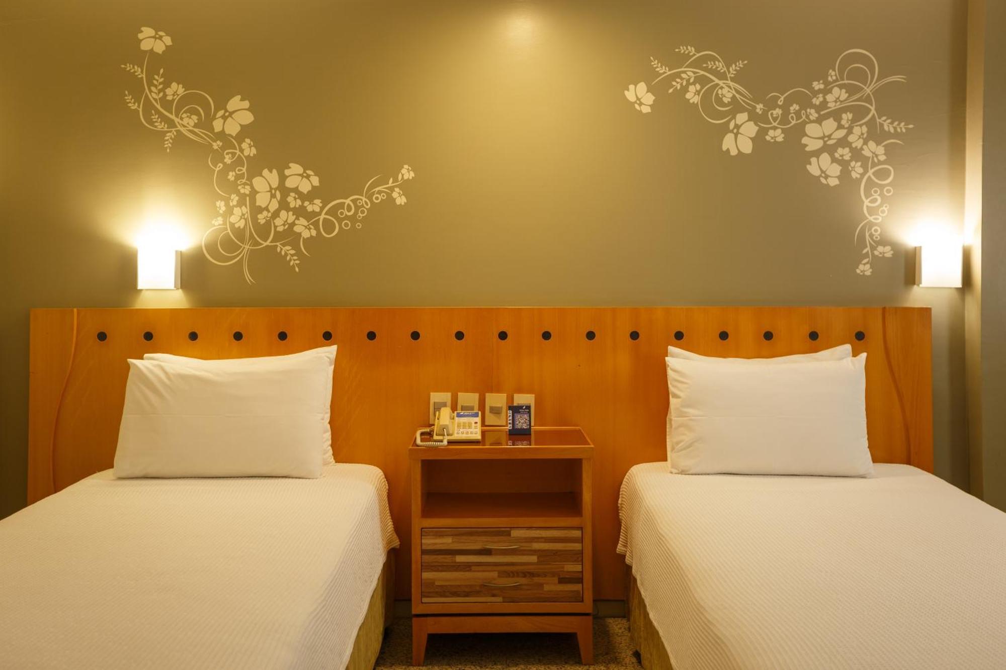 Superior Twin Room