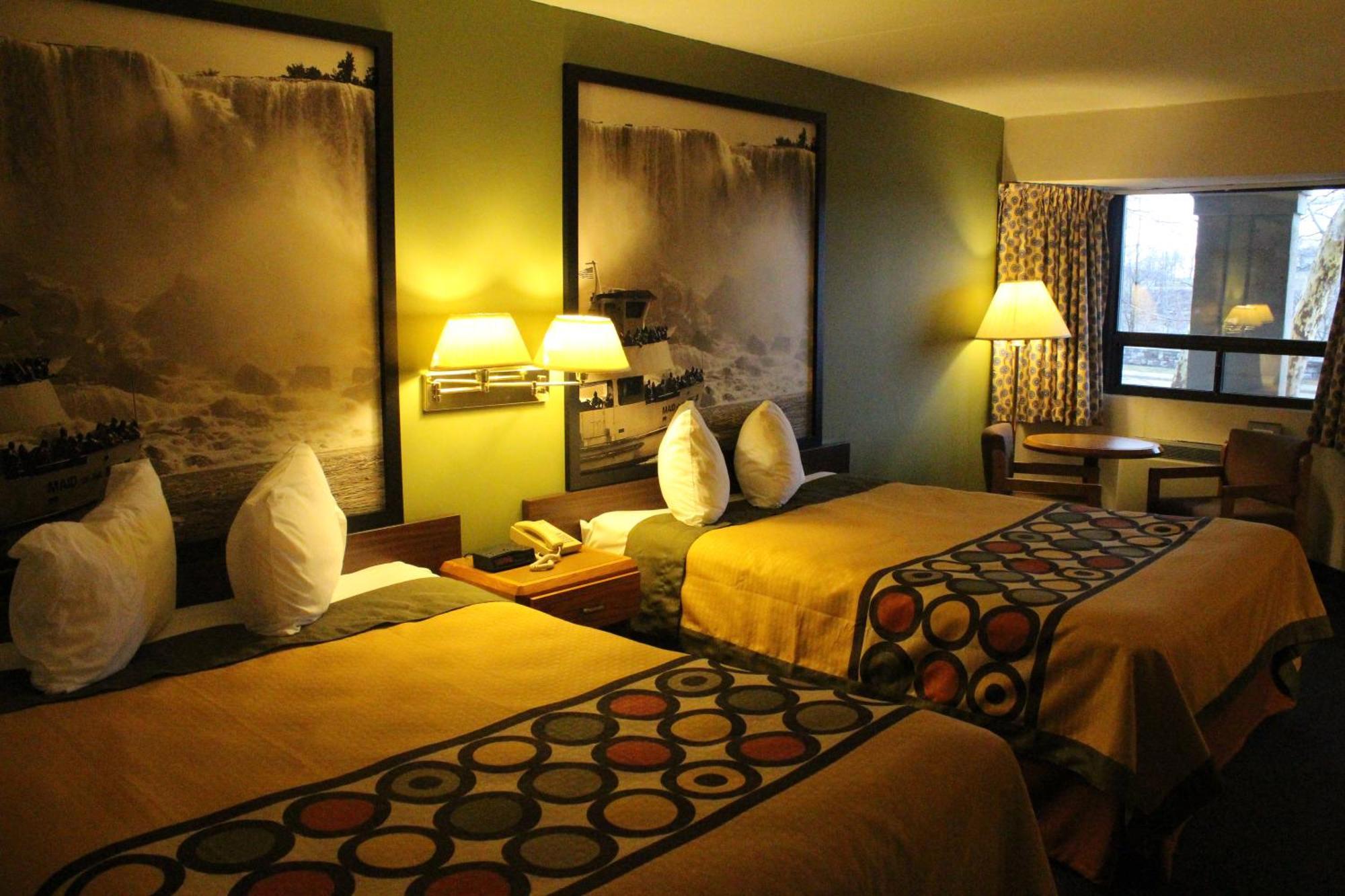 Queen Room Two Queen Beds Non-Smoking