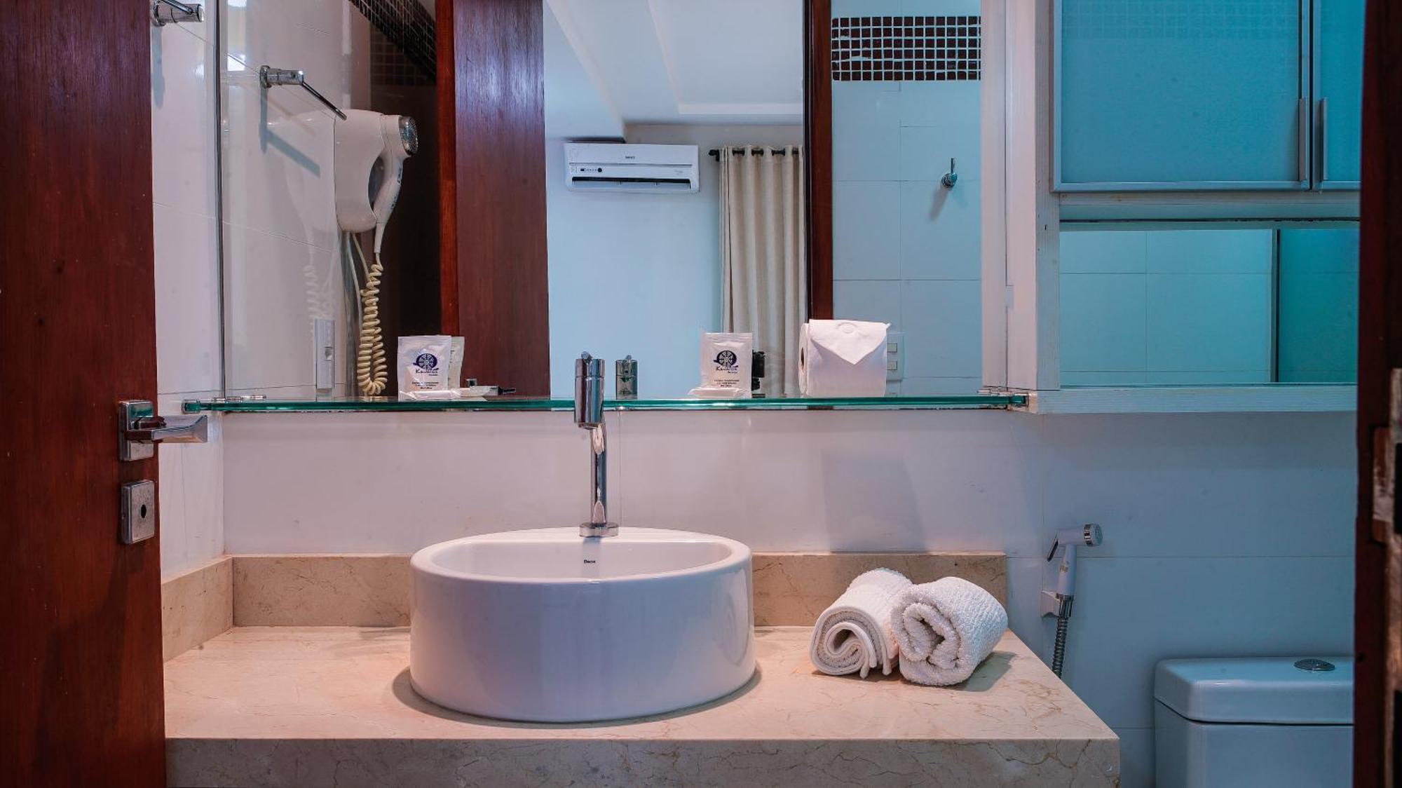 Deluxe Family Suite