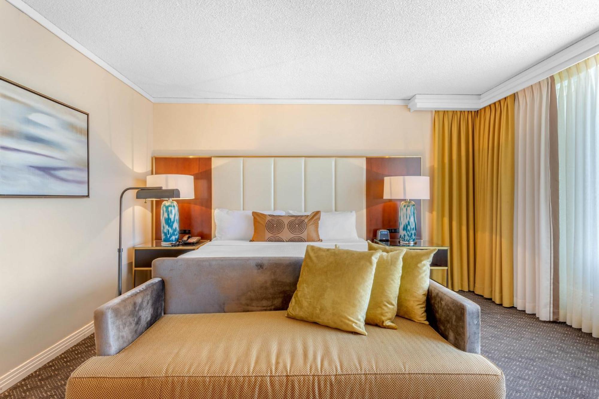 Premium King Room