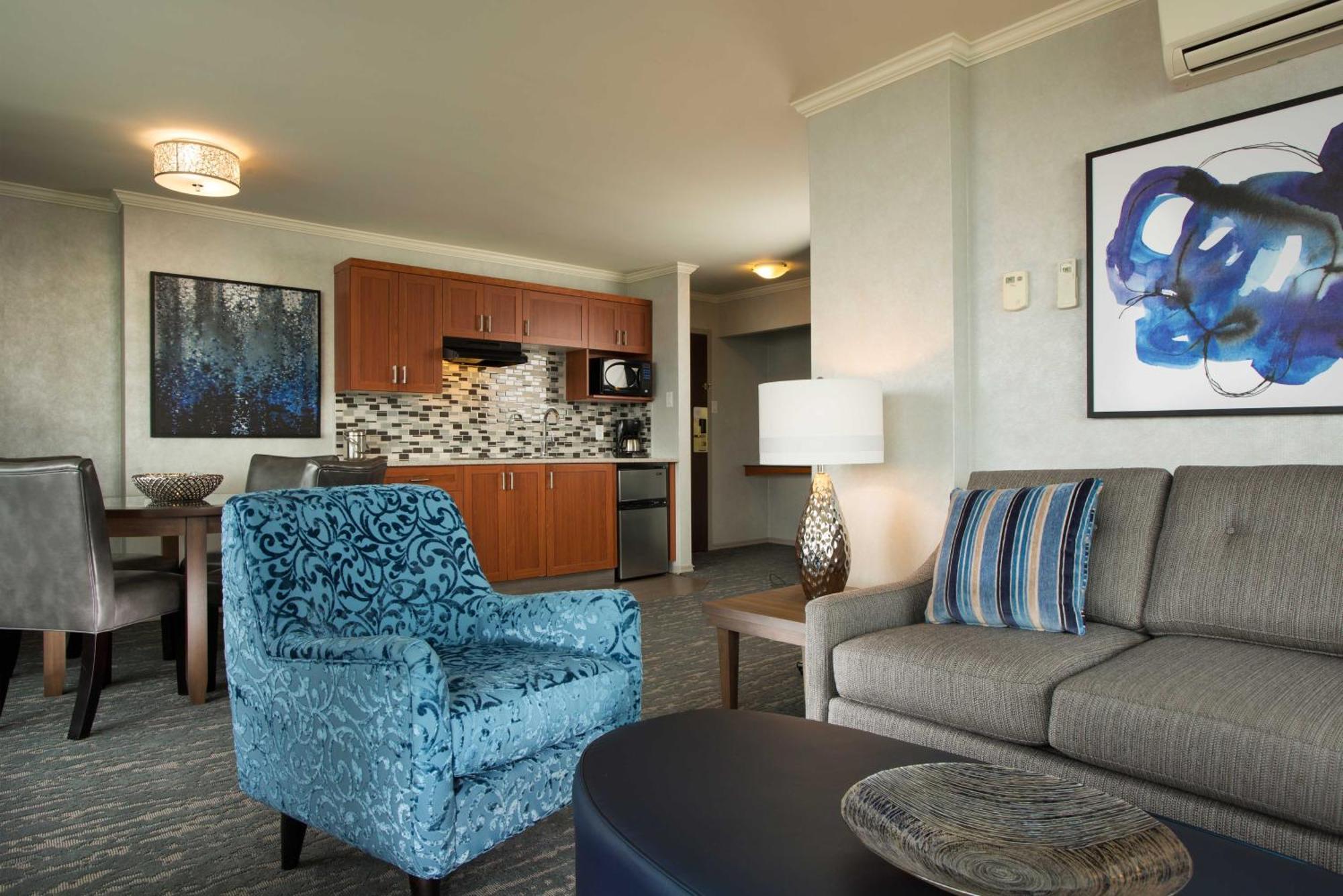 Two-Bedroom Suite