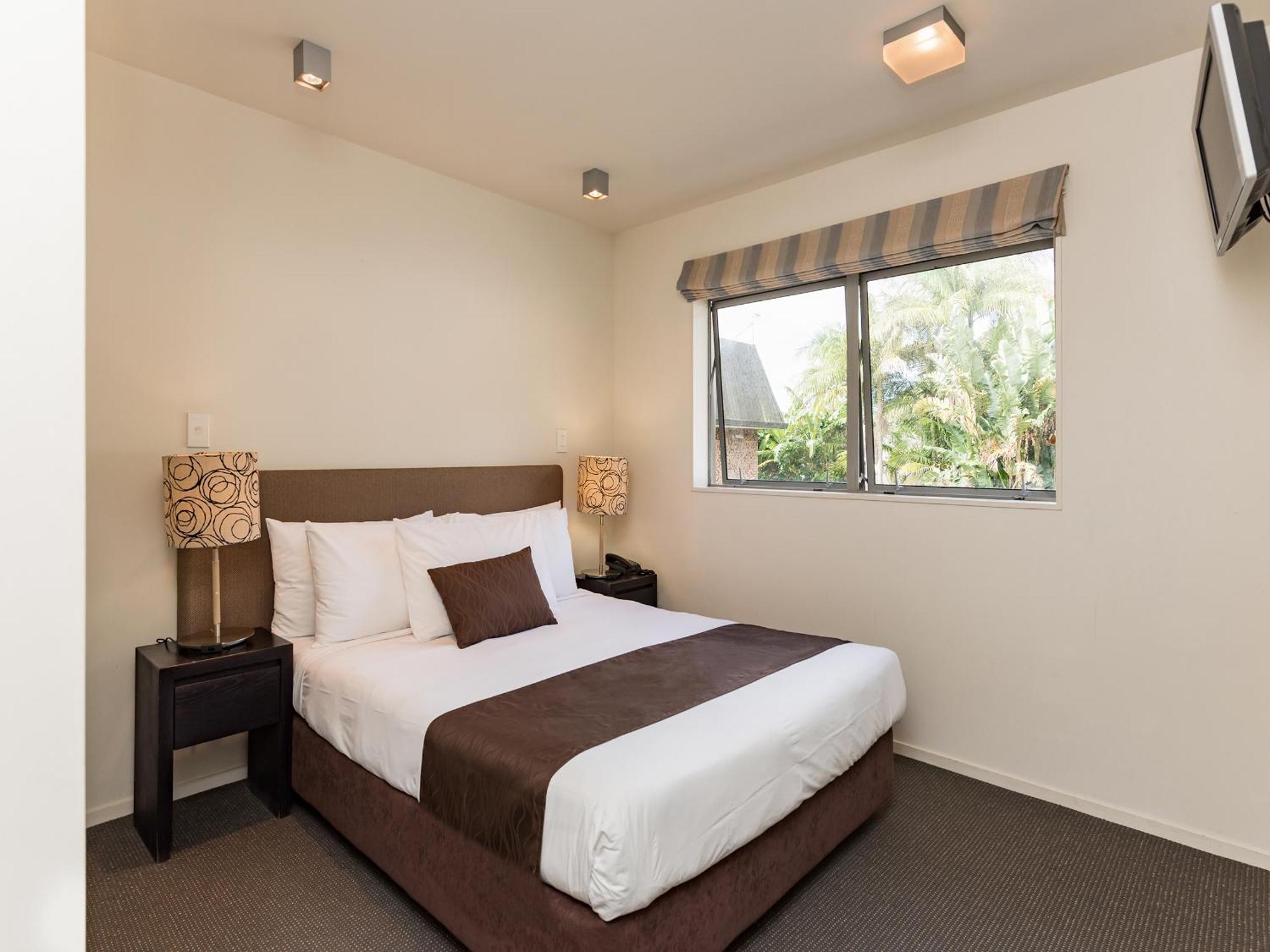 Deluxe One-Bedroom Apartment Non Seaviews