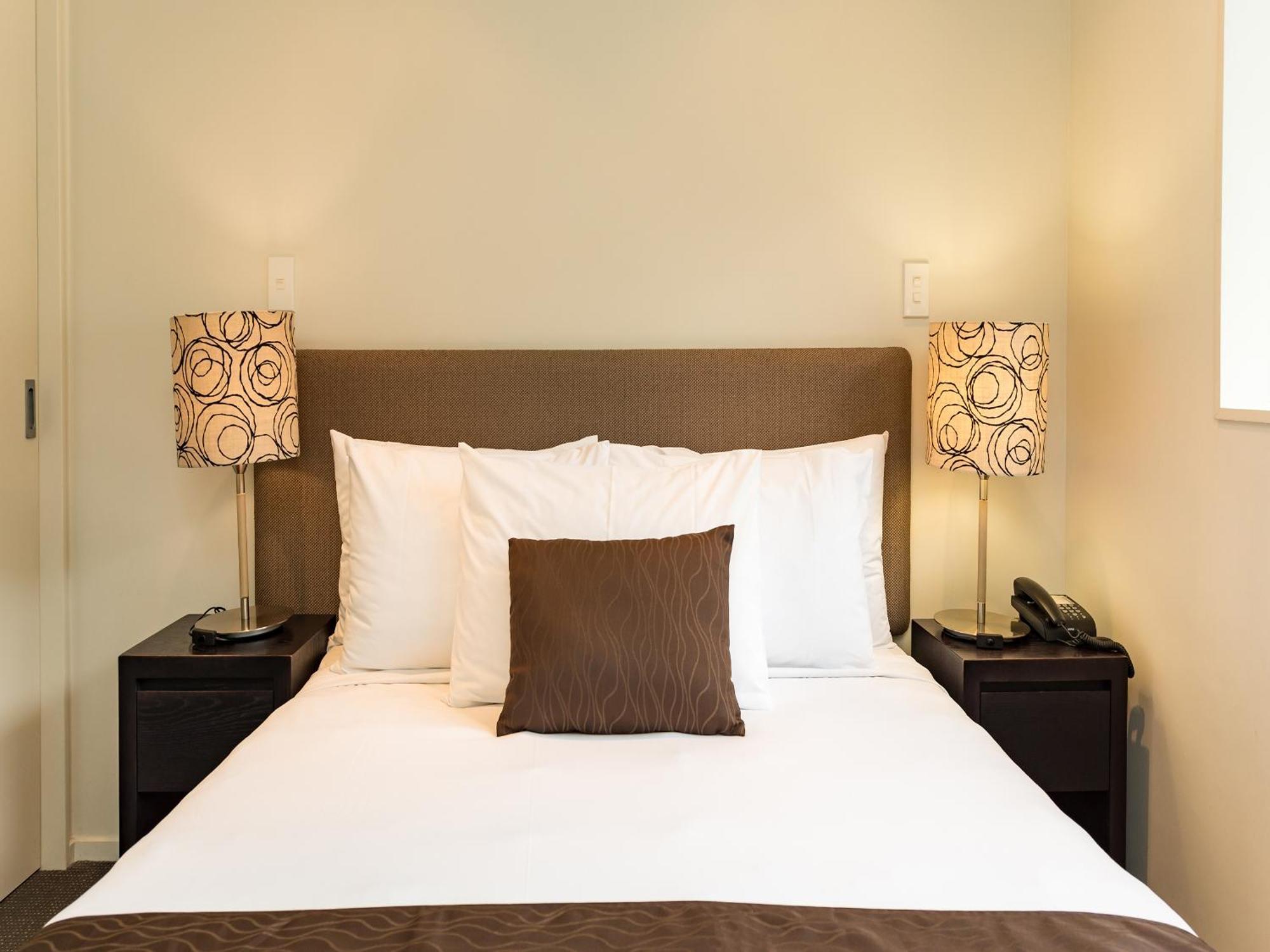Deluxe One-Bedroom Apartment Non Seaviews