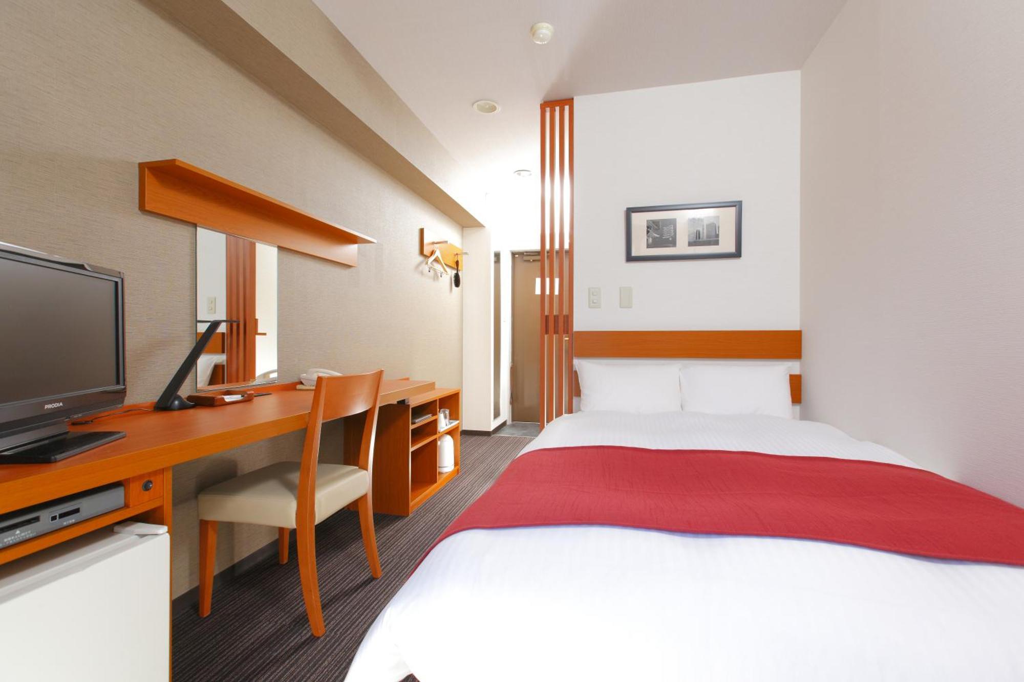 Standard Semi-Double Room Smoking House Keeping is Optional Additional Cost