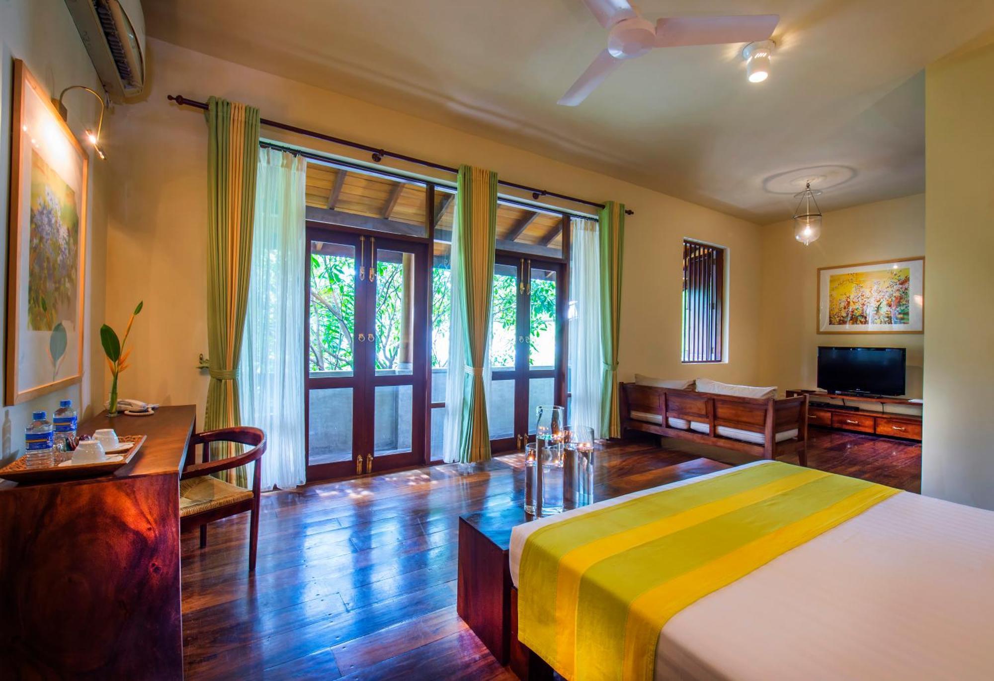Executive Room with Jacuzzi - 10% off on Food & Beverage
