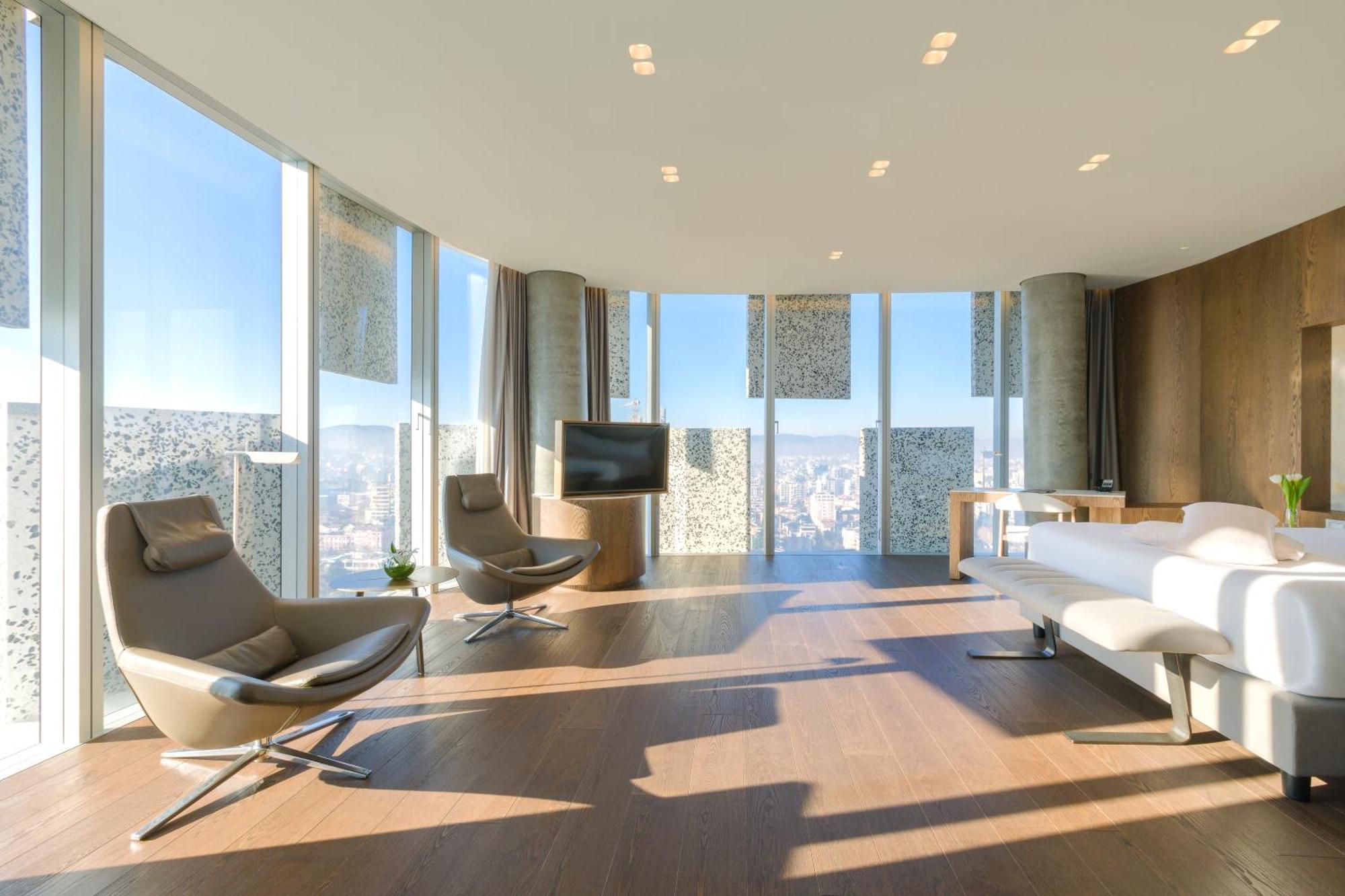 Deluxe Double Room City View