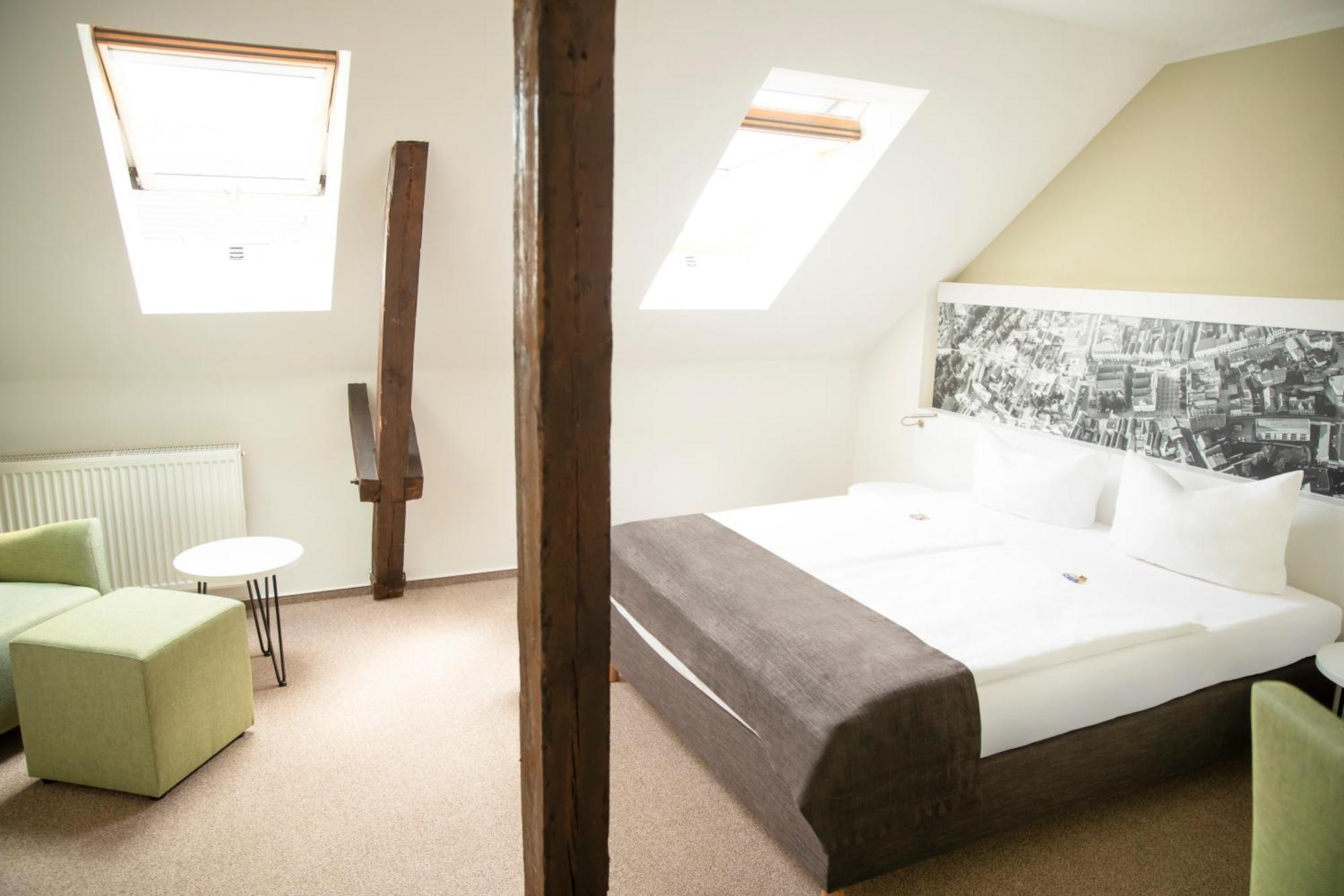 Large Double Room