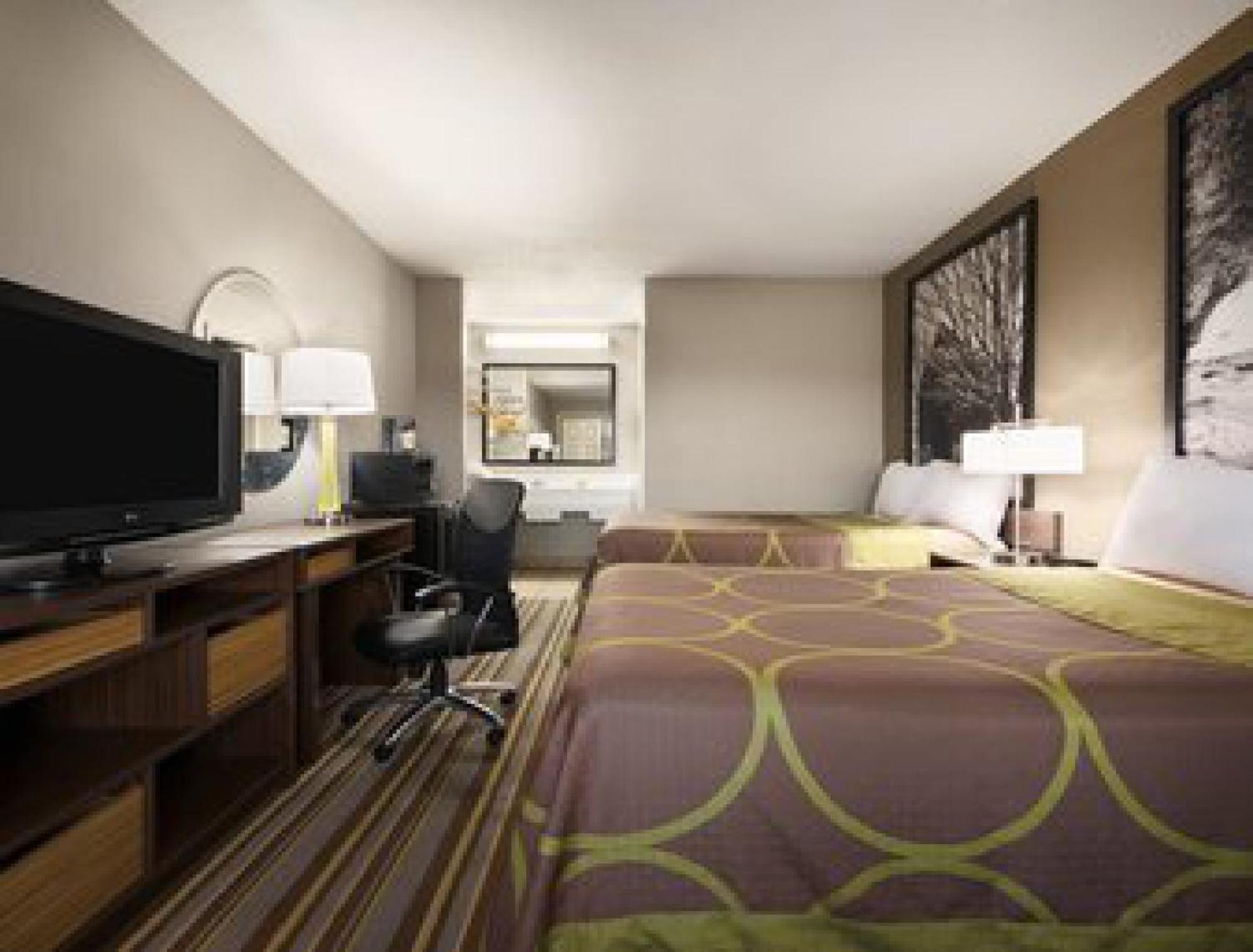Deluxe Double Room with Two Double Beds - Non-Smoking