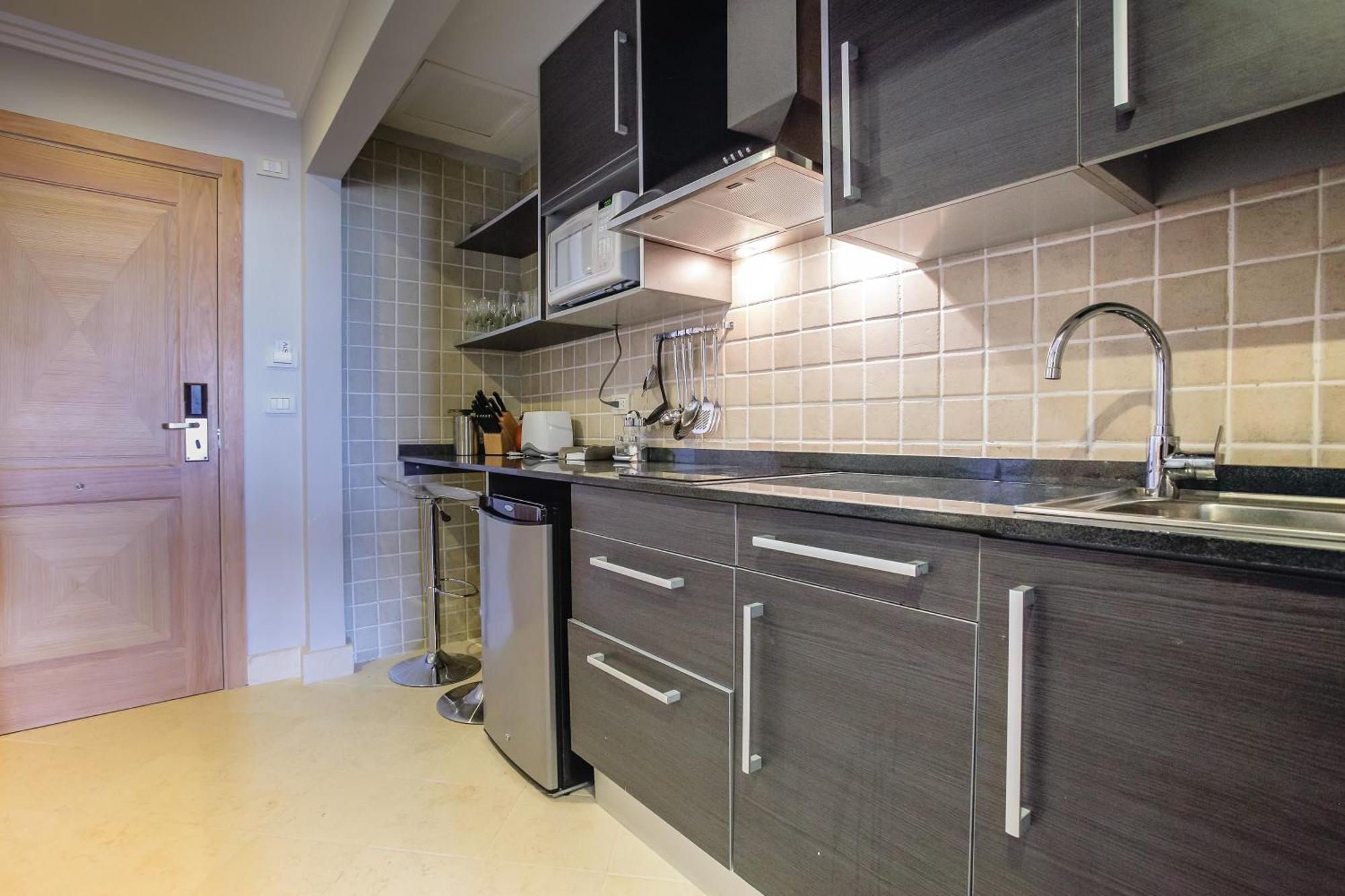 Studio Apartment