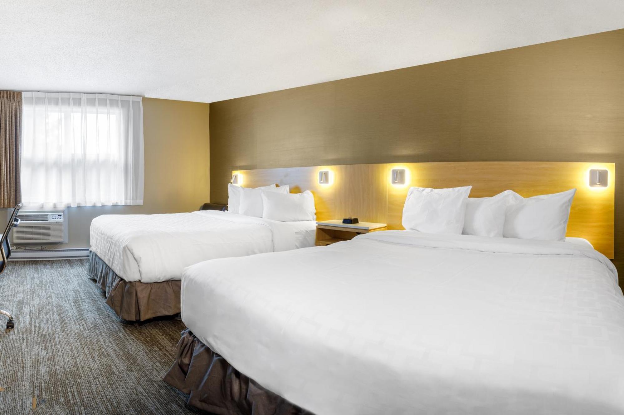 Standard Queen Room Two Queen Beds Non Smoking